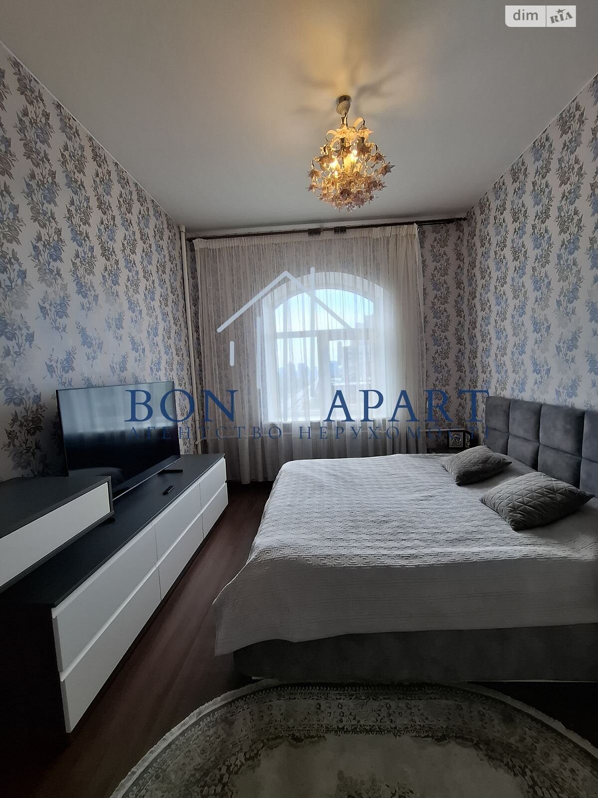 Продаж двокімнатної квартири в Києві, на просп. Берестейський 45, район Шулявка фото 1 Продаж двокімнатної квартири в Києві, на просп. Берестейський 45, район Шулявка фото 1