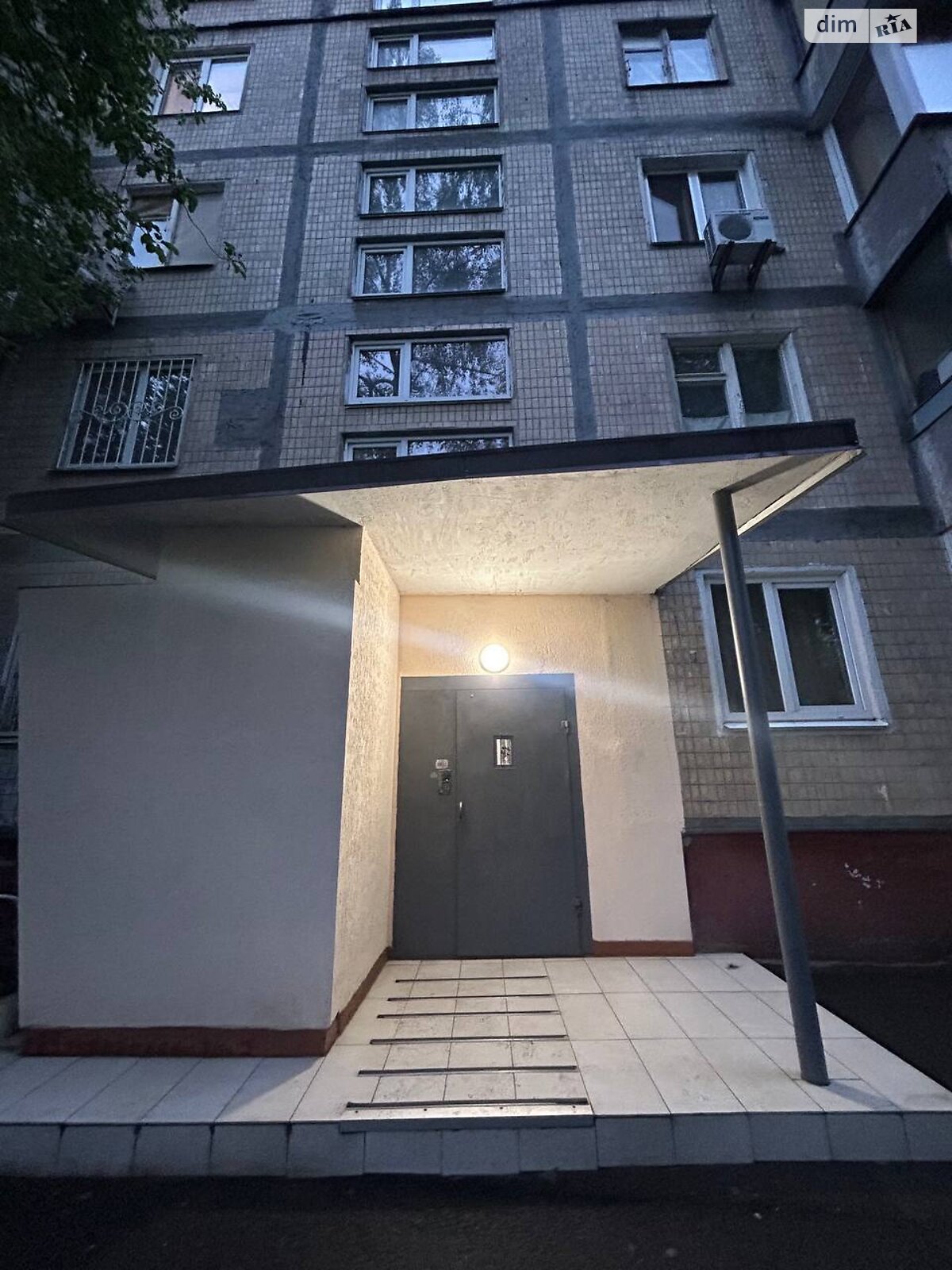 Продажа двухкомнатной квартиры в Киеве, на просп. Берестейский 25, район Шулявка фото 1 Продажа двухкомнатной квартиры в Киеве, на просп. Берестейский 25, район Шулявка фото 1