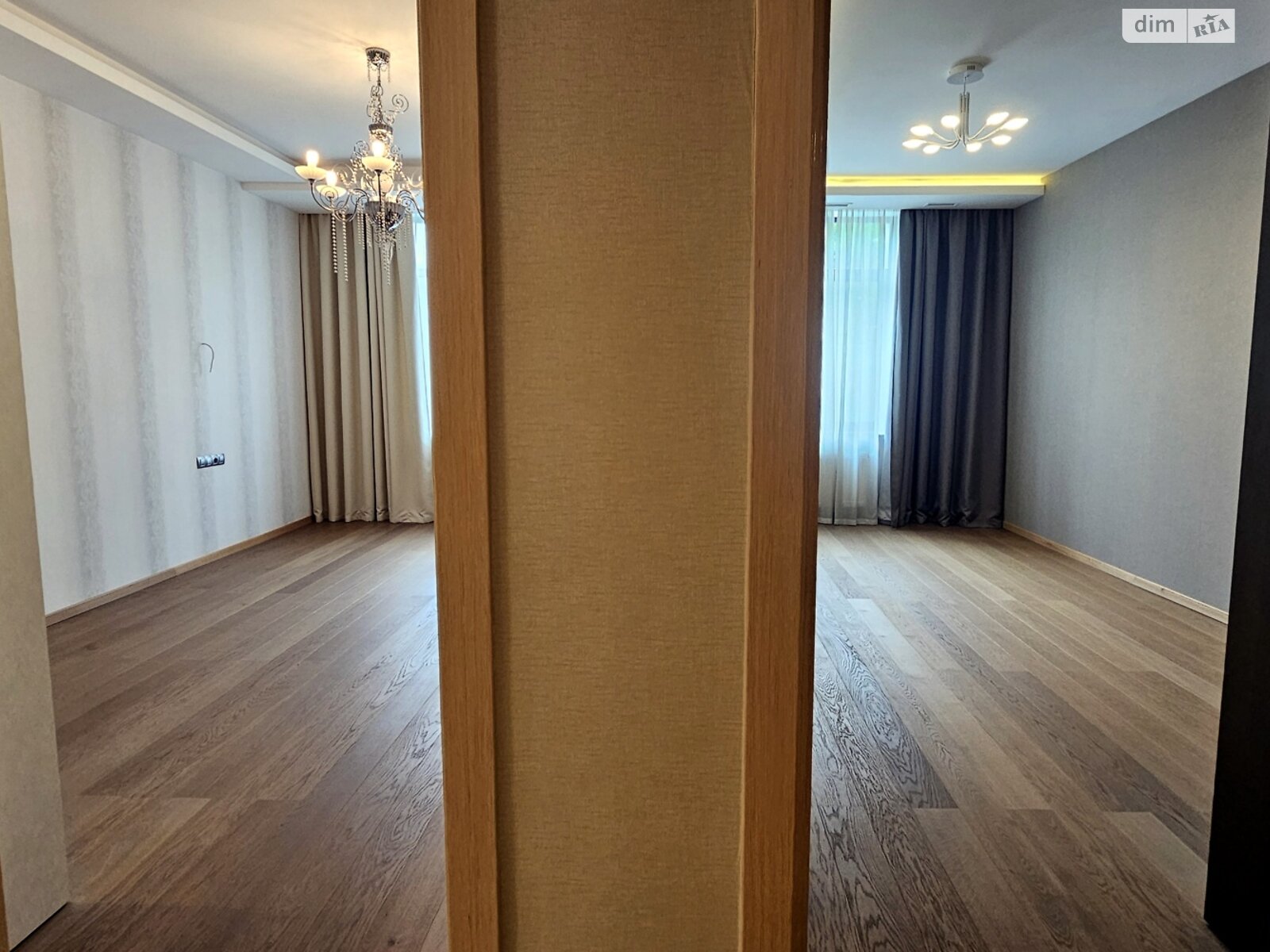 Продаж трикімнатної квартири в Києві, на просп. Берестейський 42, район Шулявка фото 1 Продаж трикімнатної квартири в Києві, на просп. Берестейський 42, район Шулявка фото 1
