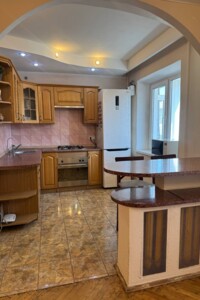 Продаж трикімнатної квартири в Києві, на просп. Берестейський 17, район Шулявка фото 2