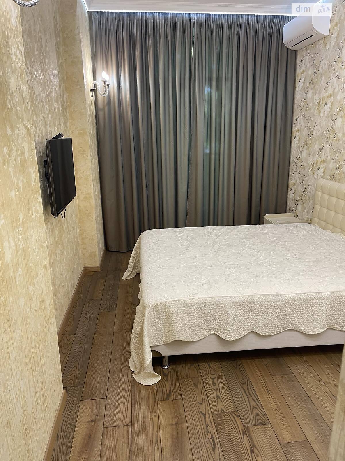 Продажа двухкомнатной квартиры в Киеве, на просп. Берестейский 42, район Шулявка фото 1 Продажа двухкомнатной квартиры в Киеве, на просп. Берестейский 42, район Шулявка фото 1