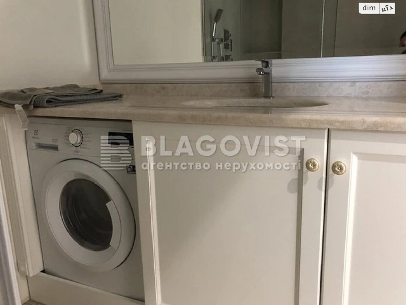 Продаж двокімнатної квартири в Києві, на просп. Берестейський 26А, район Шулявка фото 1 Продаж двокімнатної квартири в Києві, на просп. Берестейський 26А, район Шулявка фото 1