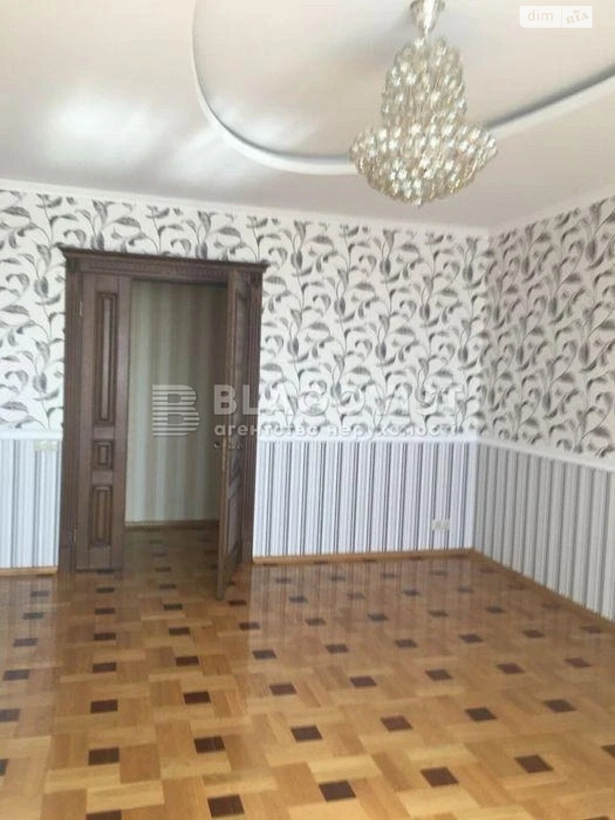 Продажа трехкомнатной квартиры в Киеве, на просп. Берестейский 121, район Шулявка фото 1 Продажа трехкомнатной квартиры в Киеве, на просп. Берестейский 121, район Шулявка фото 1