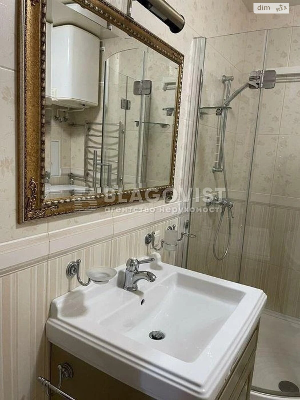 Продажа трехкомнатной квартиры в Киеве, на просп. Берестейский 121, район Шулявка фото 1 Продажа трехкомнатной квартиры в Киеве, на просп. Берестейский 121, район Шулявка фото 1