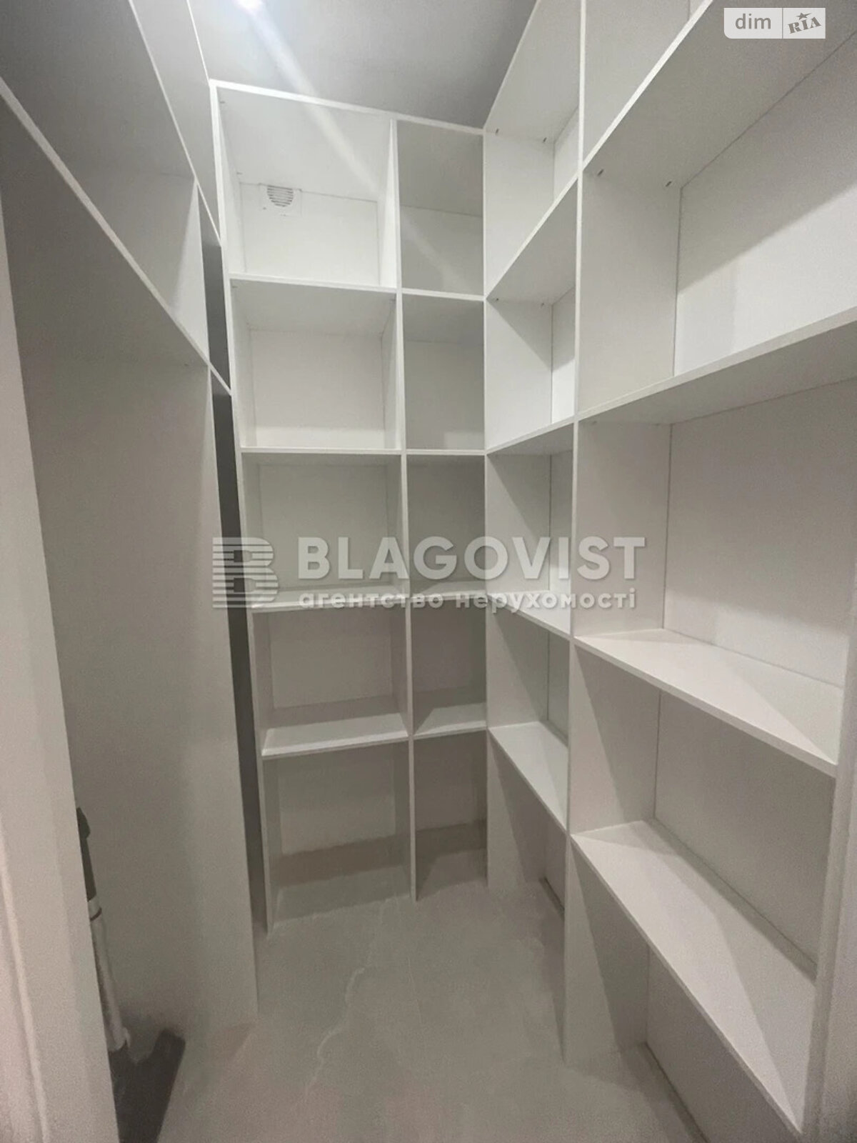 Продажа трехкомнатной квартиры в Киеве, на просп. Берестейский 42А, район Шулявка фото 1 Продажа трехкомнатной квартиры в Киеве, на просп. Берестейский 42А, район Шулявка фото 1
