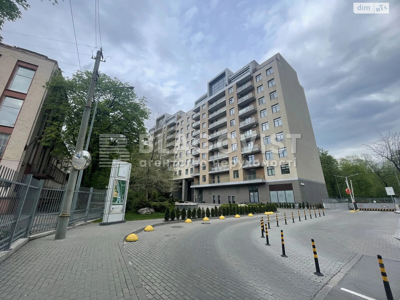 Продажа трехкомнатной квартиры в Киеве, на просп. Берестейский 42А, район Шулявка фото 1 Продажа трехкомнатной квартиры в Киеве, на просп. Берестейский 42А, район Шулявка фото 1