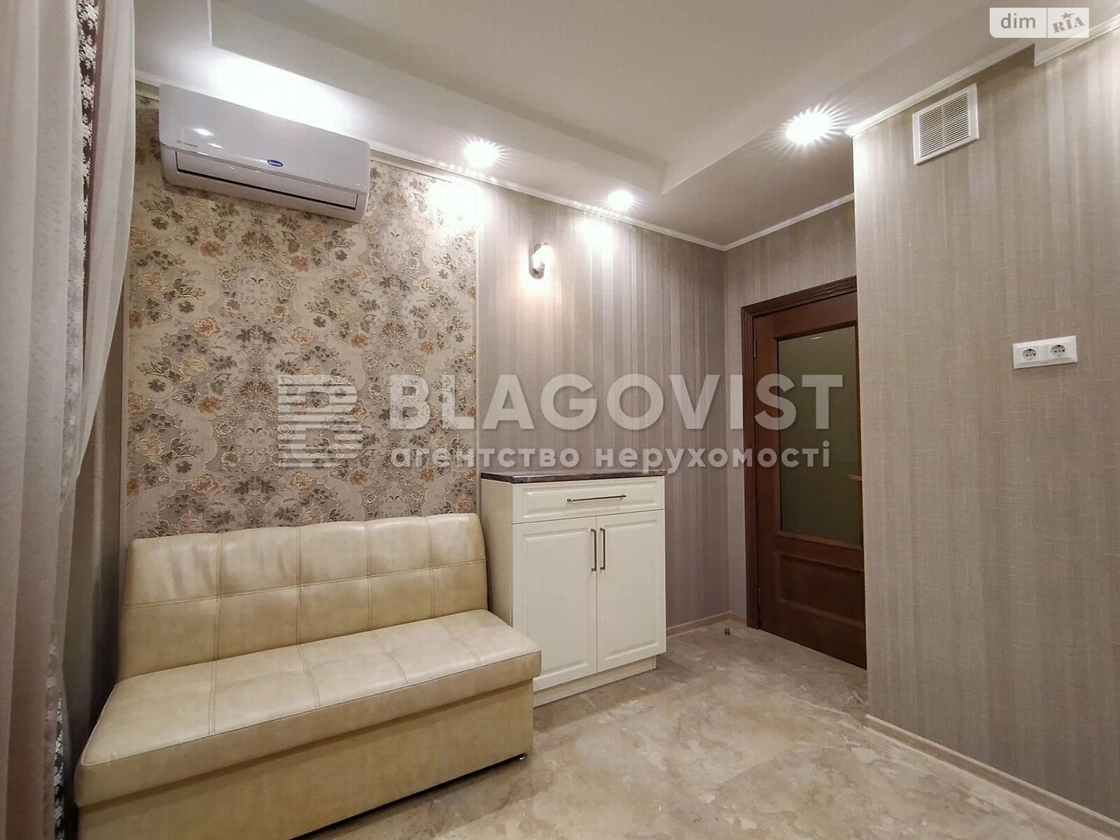 Продаж двокімнатної квартири в Києві, на просп. Берестейський 5В, район Шулявка фото 1 Продаж двокімнатної квартири в Києві, на просп. Берестейський 5В, район Шулявка фото 1