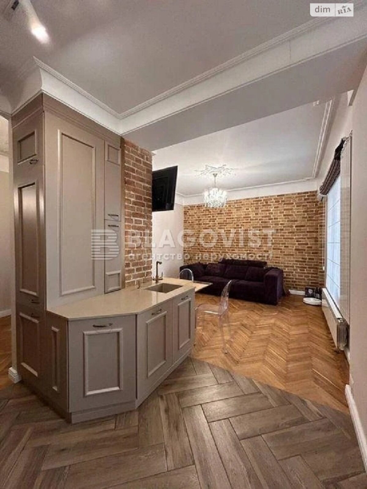 Продажа трехкомнатной квартиры в Киеве, на просп. Берестейский 30, район Шулявка фото 1 Продажа трехкомнатной квартиры в Киеве, на просп. Берестейский 30, район Шулявка фото 1