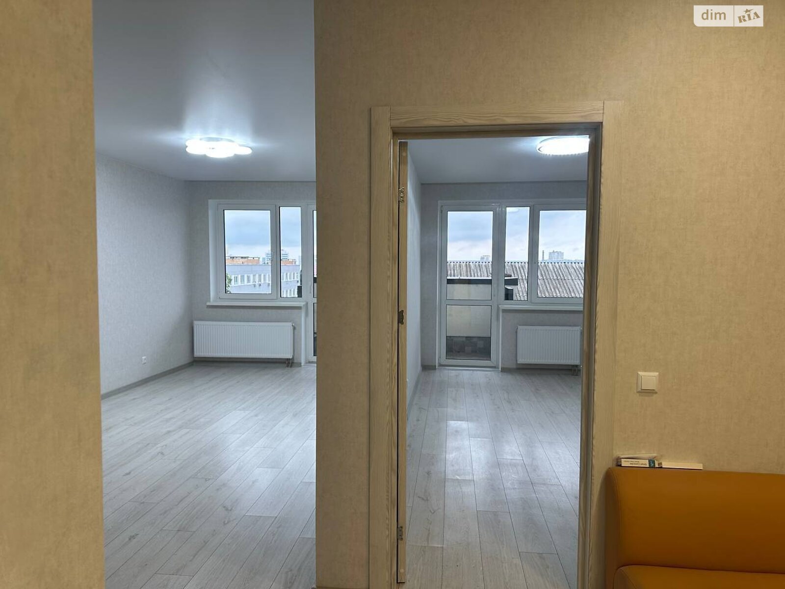 Продаж однокімнатної квартири в Києві, на просп. Берестейський 55А, район Шулявка фото 1