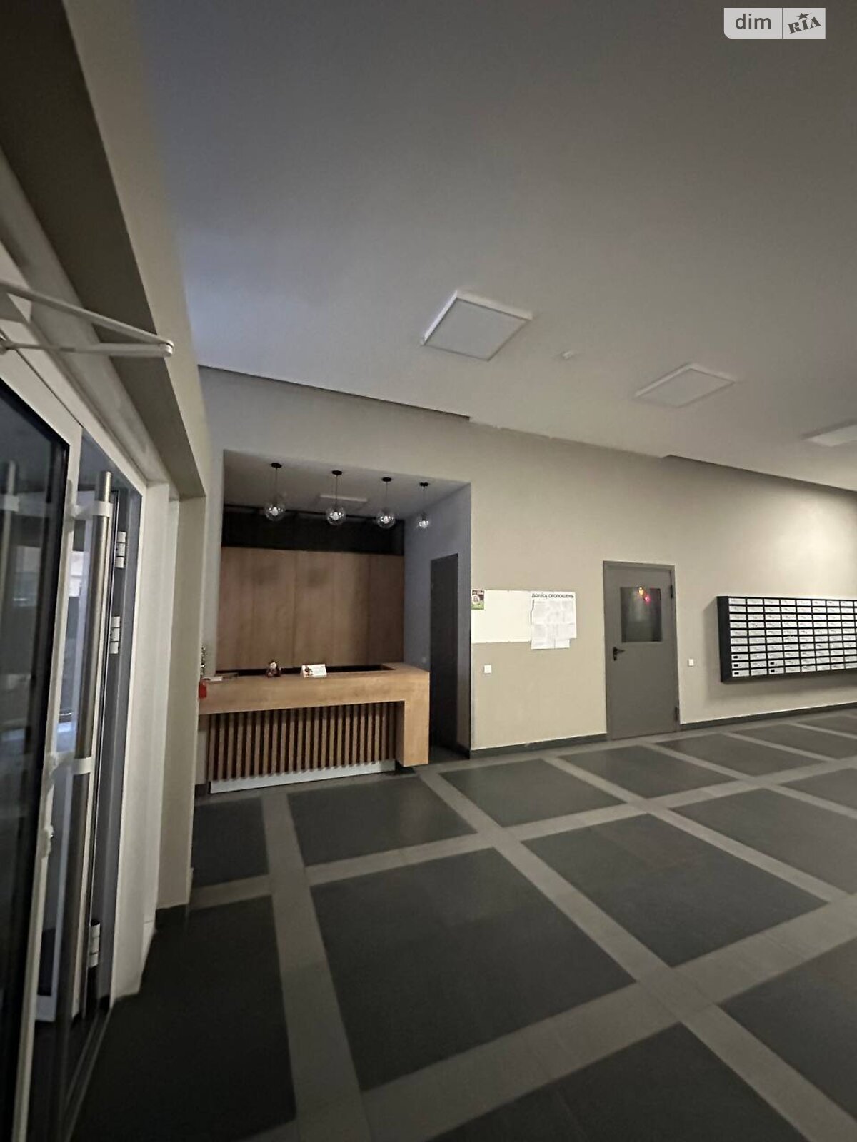 Продаж однокімнатної квартири в Києві, на просп. Берестейський 55А, район Шулявка фото 1