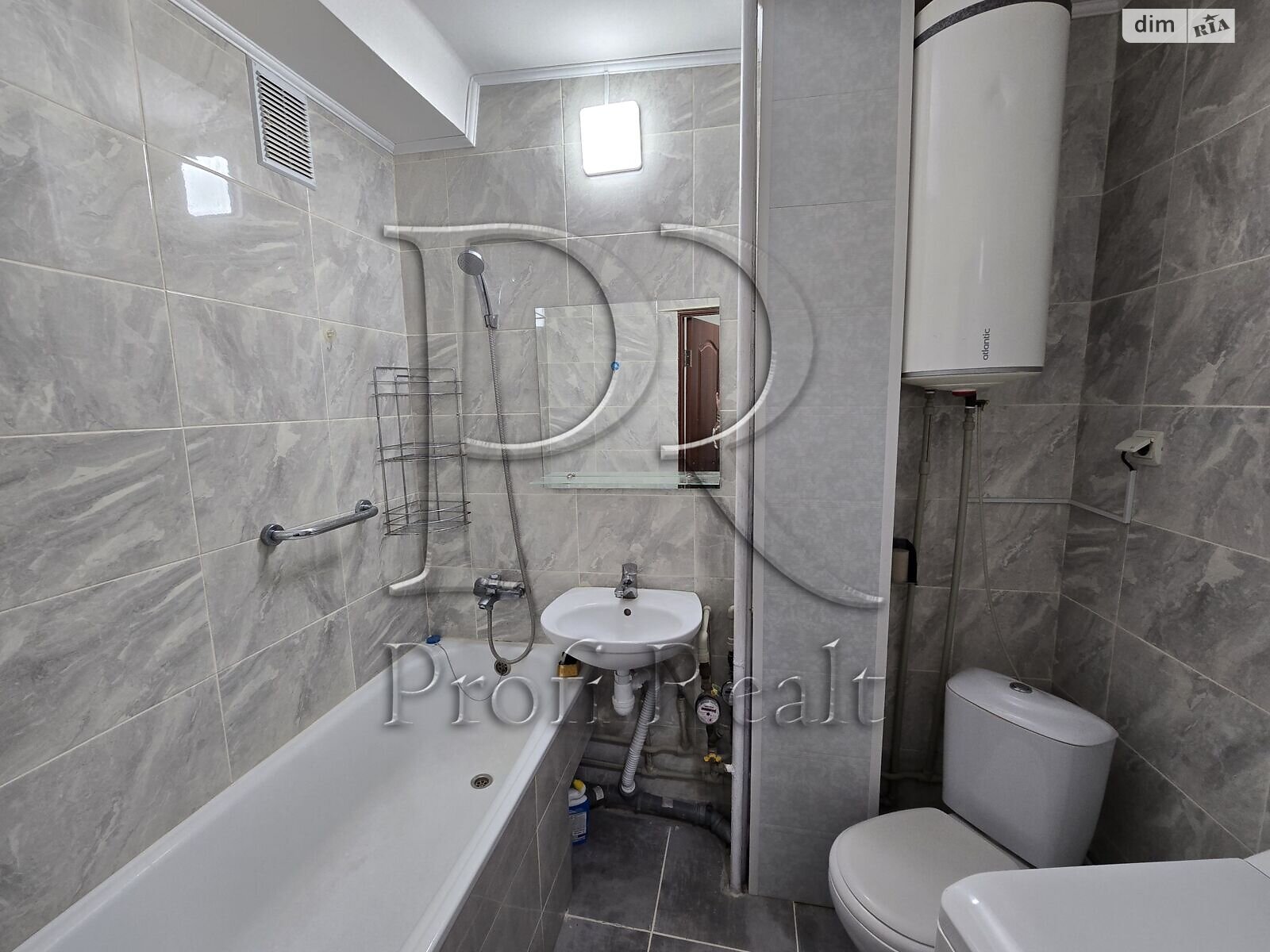 Продажа двухкомнатной квартиры в Киеве, на просп. Берестейский 88/2, район Шулявка фото 1 Продажа двухкомнатной квартиры в Киеве, на просп. Берестейский 88/2, район Шулявка фото 1