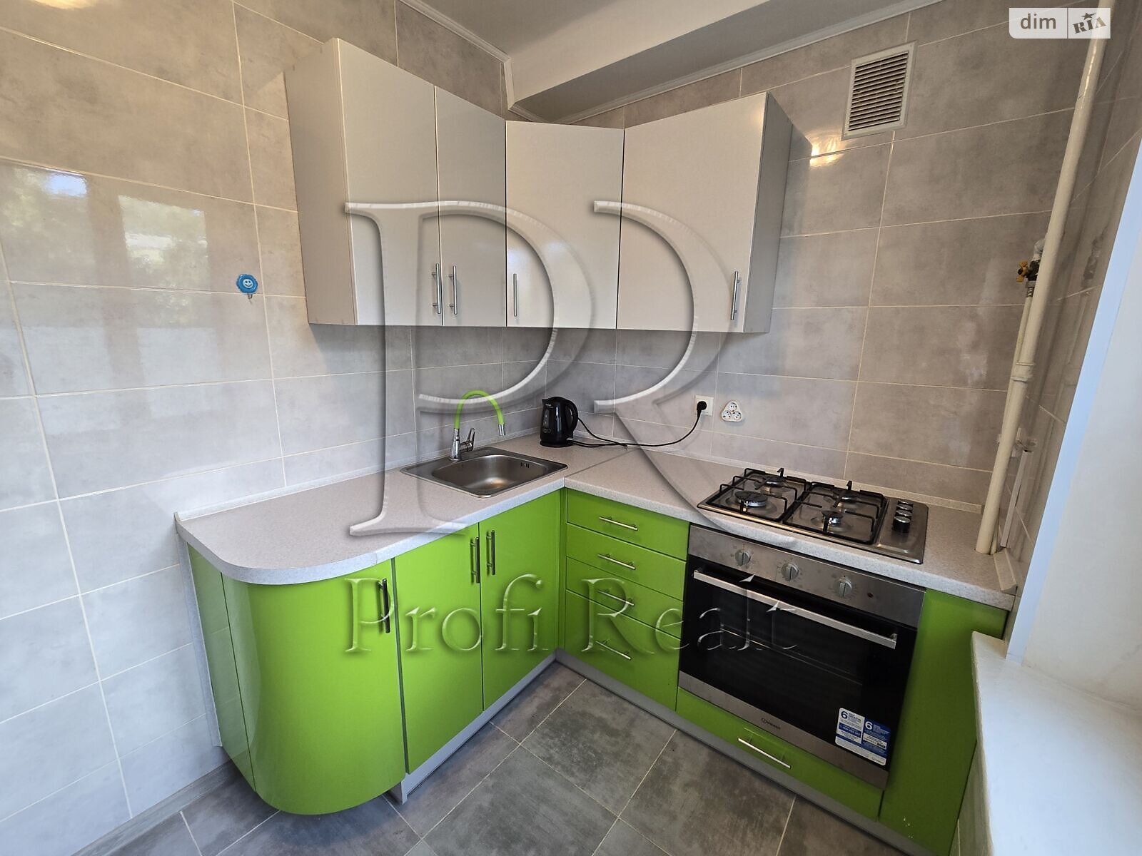 Продажа двухкомнатной квартиры в Киеве, на просп. Берестейский 88/2, район Шулявка фото 1 Продажа двухкомнатной квартиры в Киеве, на просп. Берестейский 88/2, район Шулявка фото 1