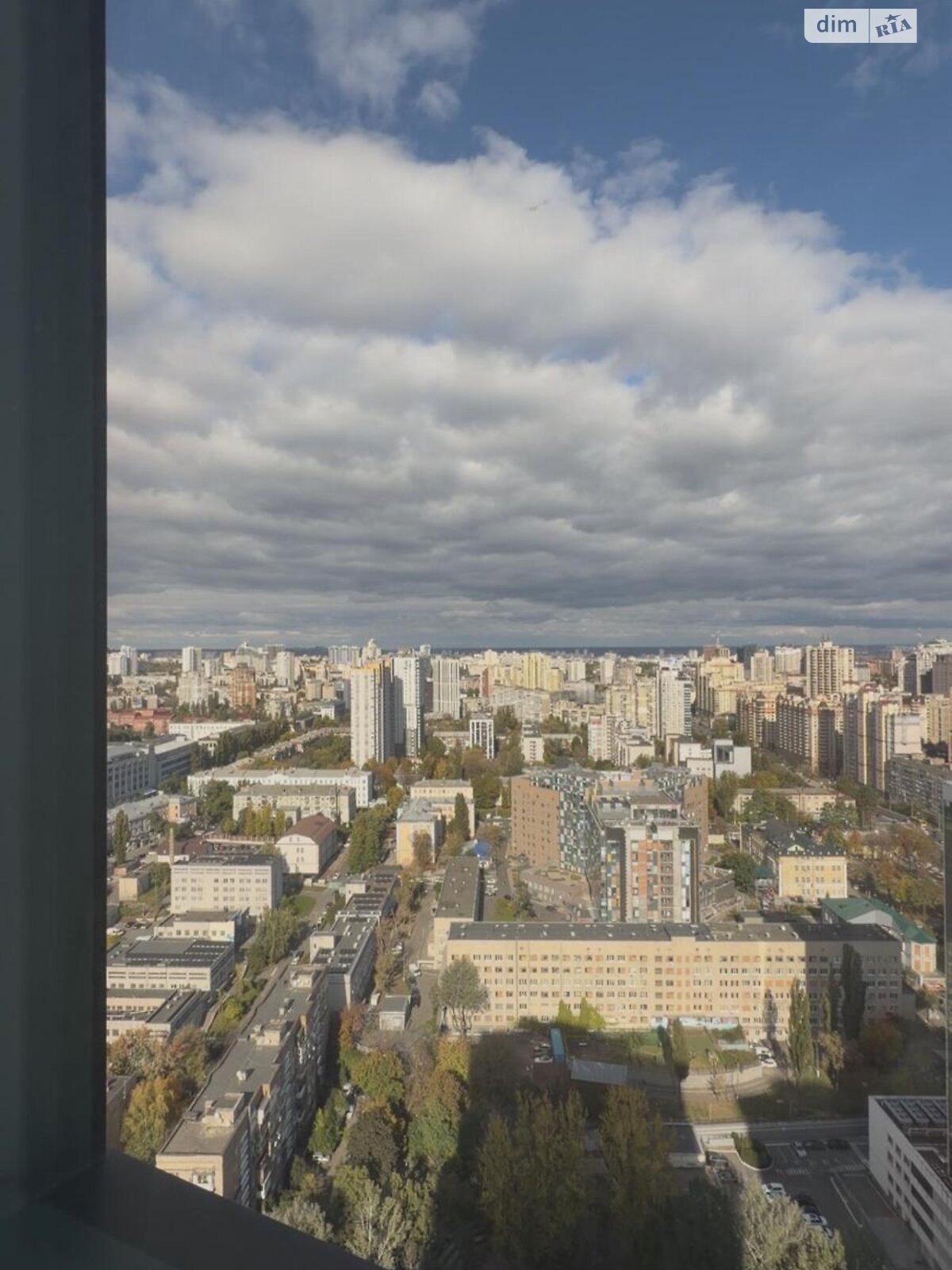 Продажа трехкомнатной квартиры в Киеве, на просп. Берестейский 11 корпус 1, район Шулявка фото 1