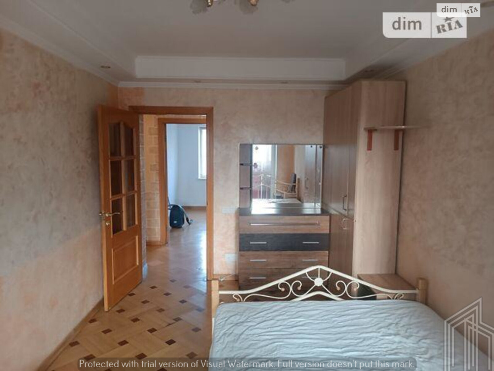 Продажа трехкомнатной квартиры в Киеве, на просп. Берестейский 18, район Шулявка фото 1