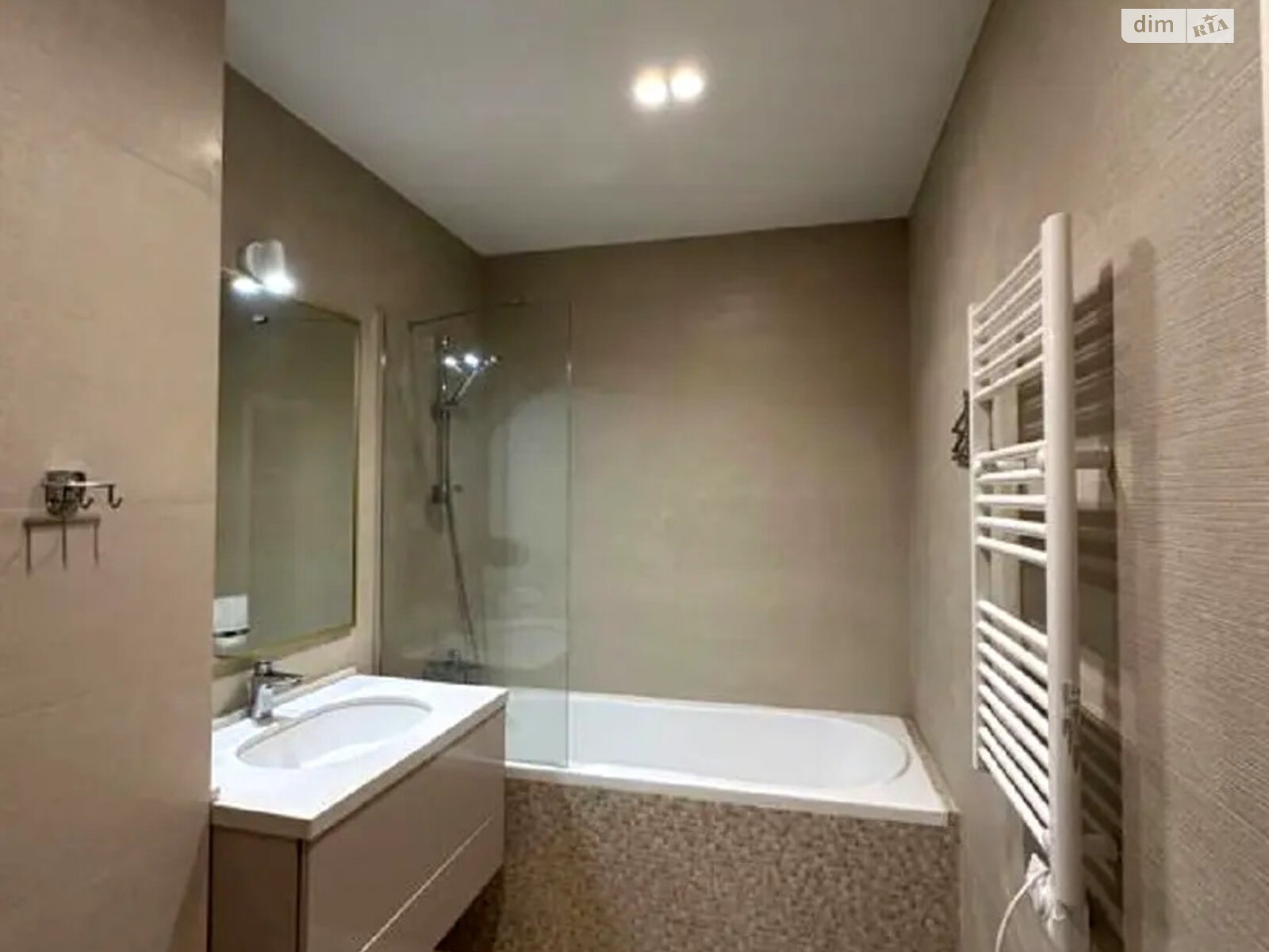 Продажа трехкомнатной квартиры в Киеве, на просп. Берестейский 5В, район Шулявка фото 1