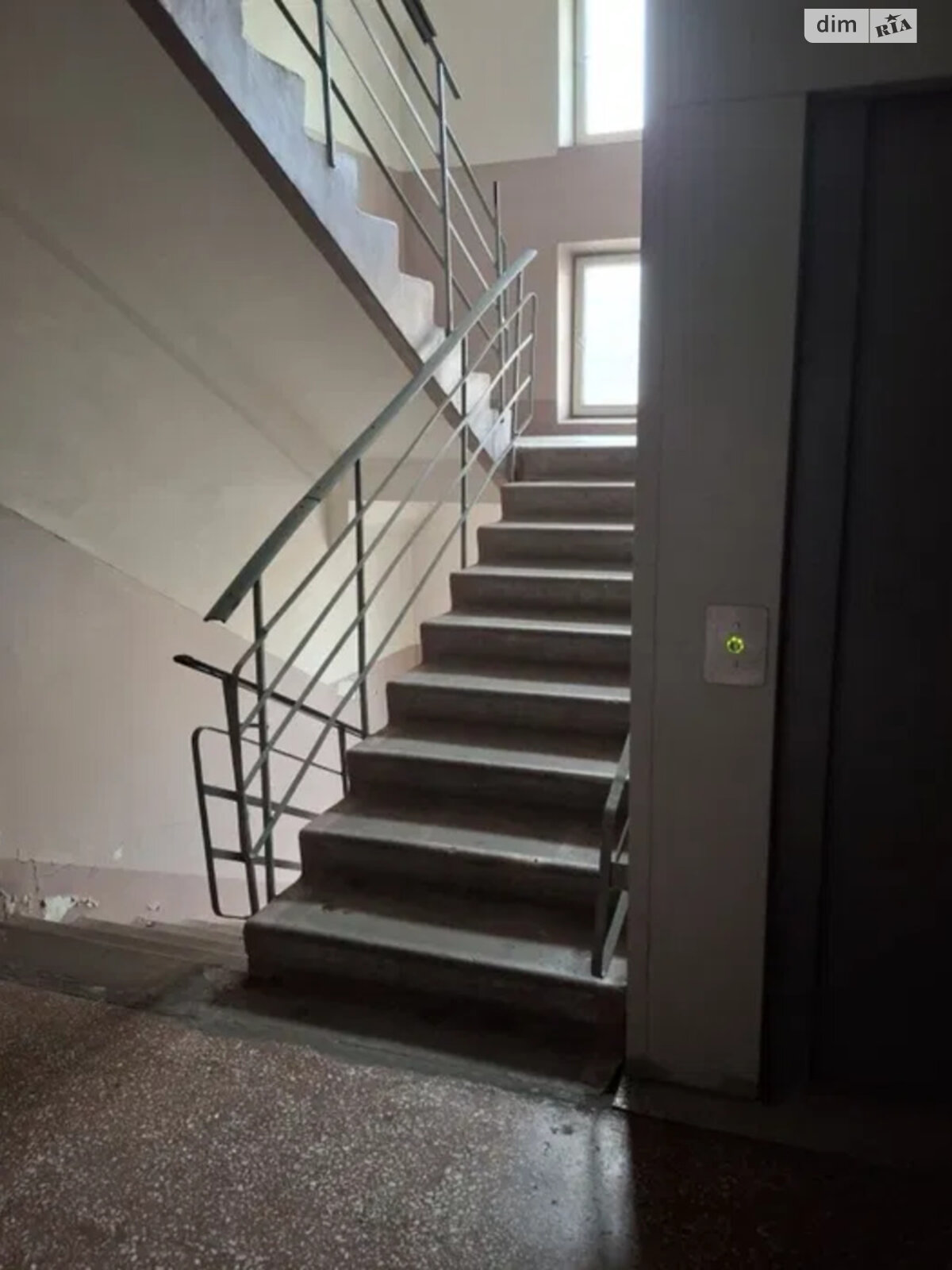 Продажа двухкомнатной квартиры в Киеве, на просп. Берестейский 21, район Шулявка фото 1