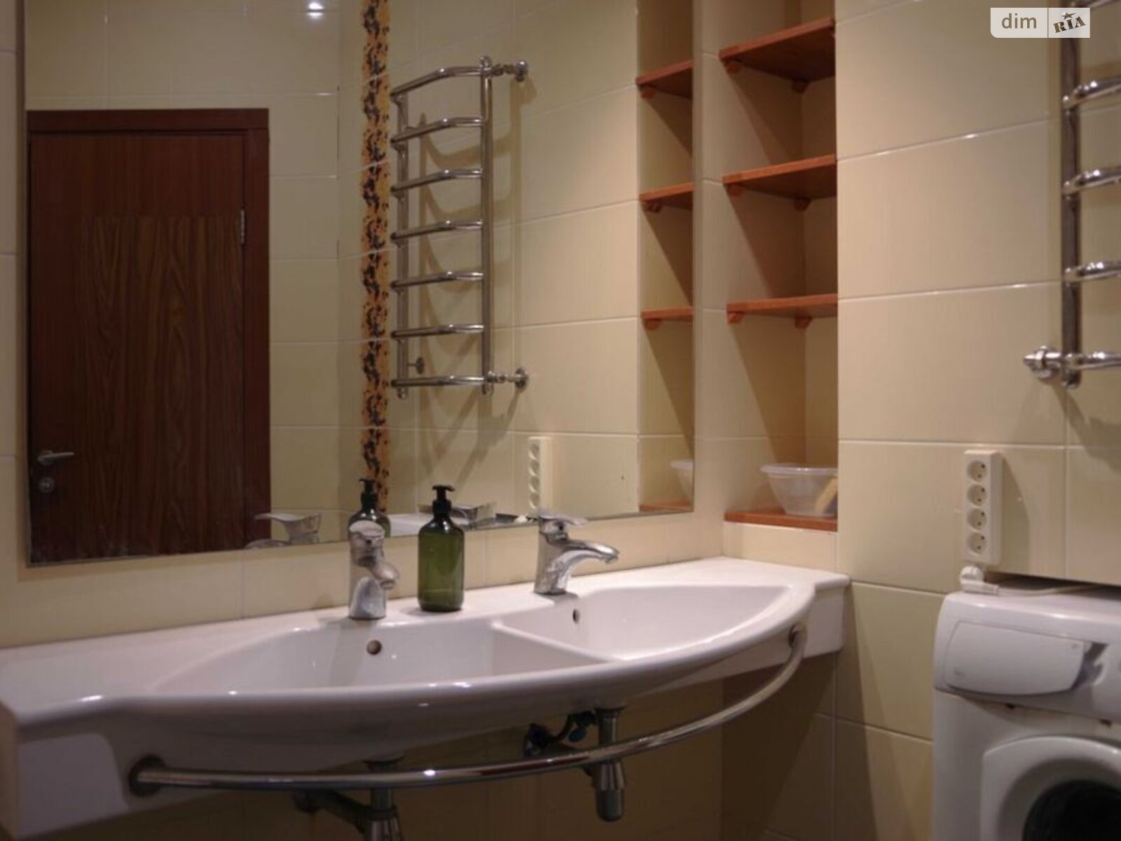 Продаж двокімнатної квартири в Києві, на вул. Богдана Гаврилишина 14, район Шулявка фото 1