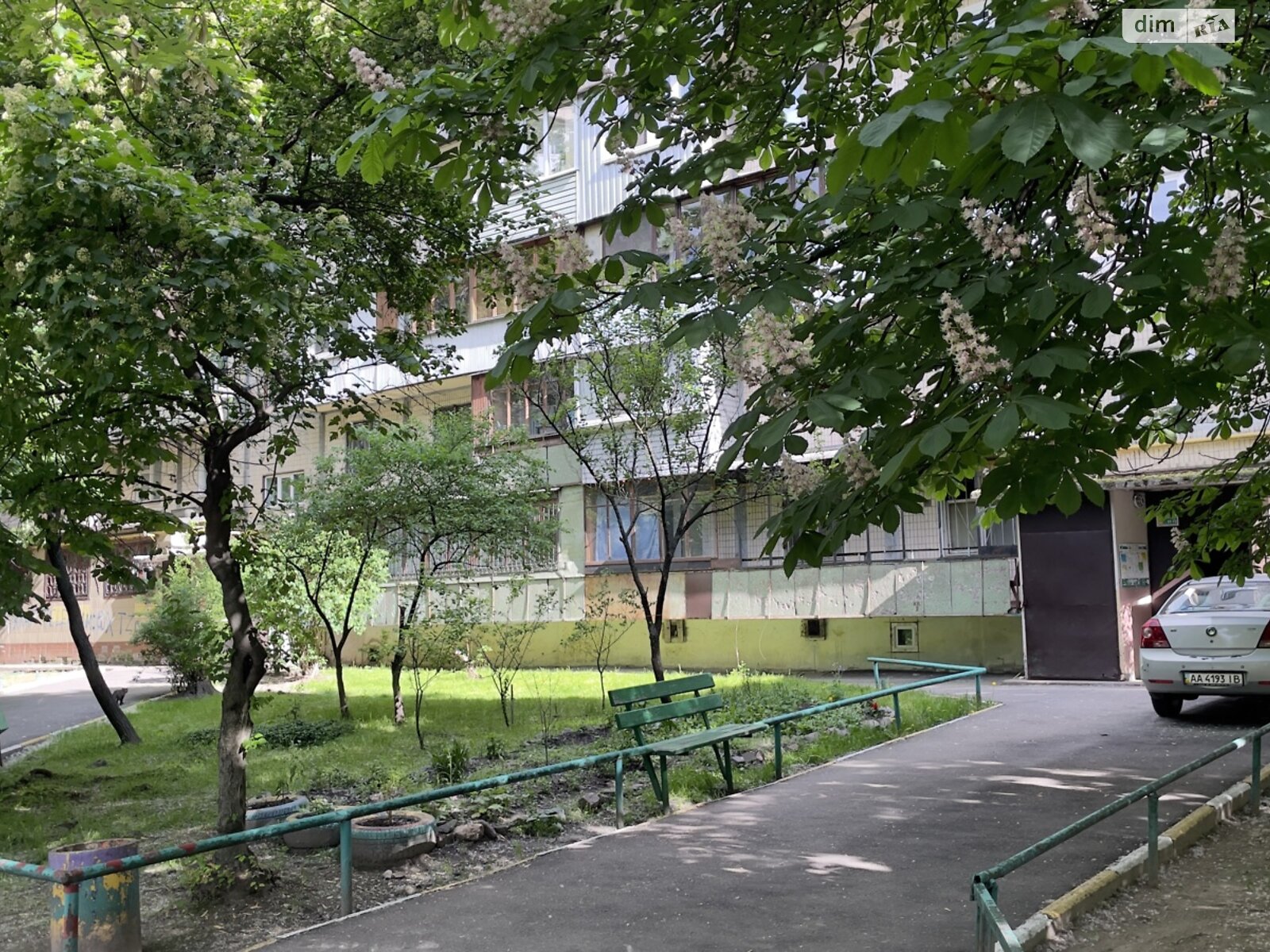 Продажа трехкомнатной квартиры в Киеве, на ул. Борщаговская 10А, район Шулявка фото 1 Продажа трехкомнатной квартиры в Киеве, на ул. Борщаговская 10А, район Шулявка фото 1