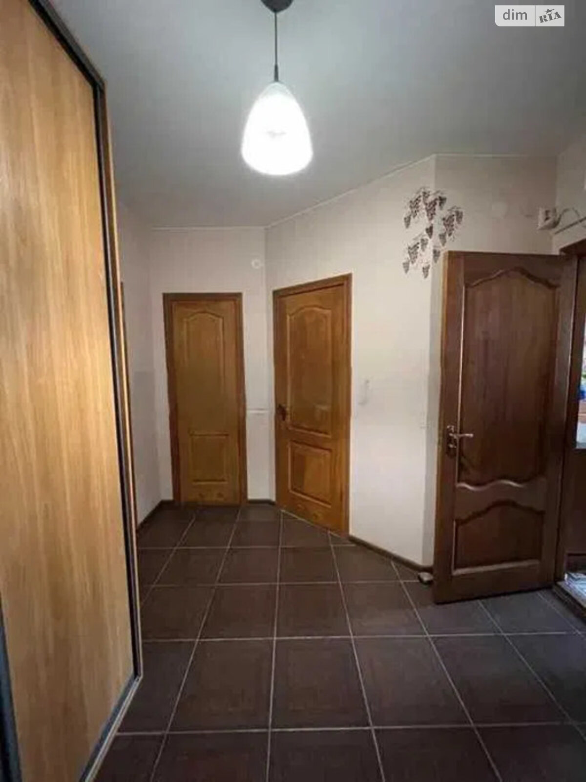 Продажа двухкомнатной квартиры в Киеве, на ул. Борщаговская 206, район Шулявка фото 1 Продажа двухкомнатной квартиры в Киеве, на ул. Борщаговская 206, район Шулявка фото 1