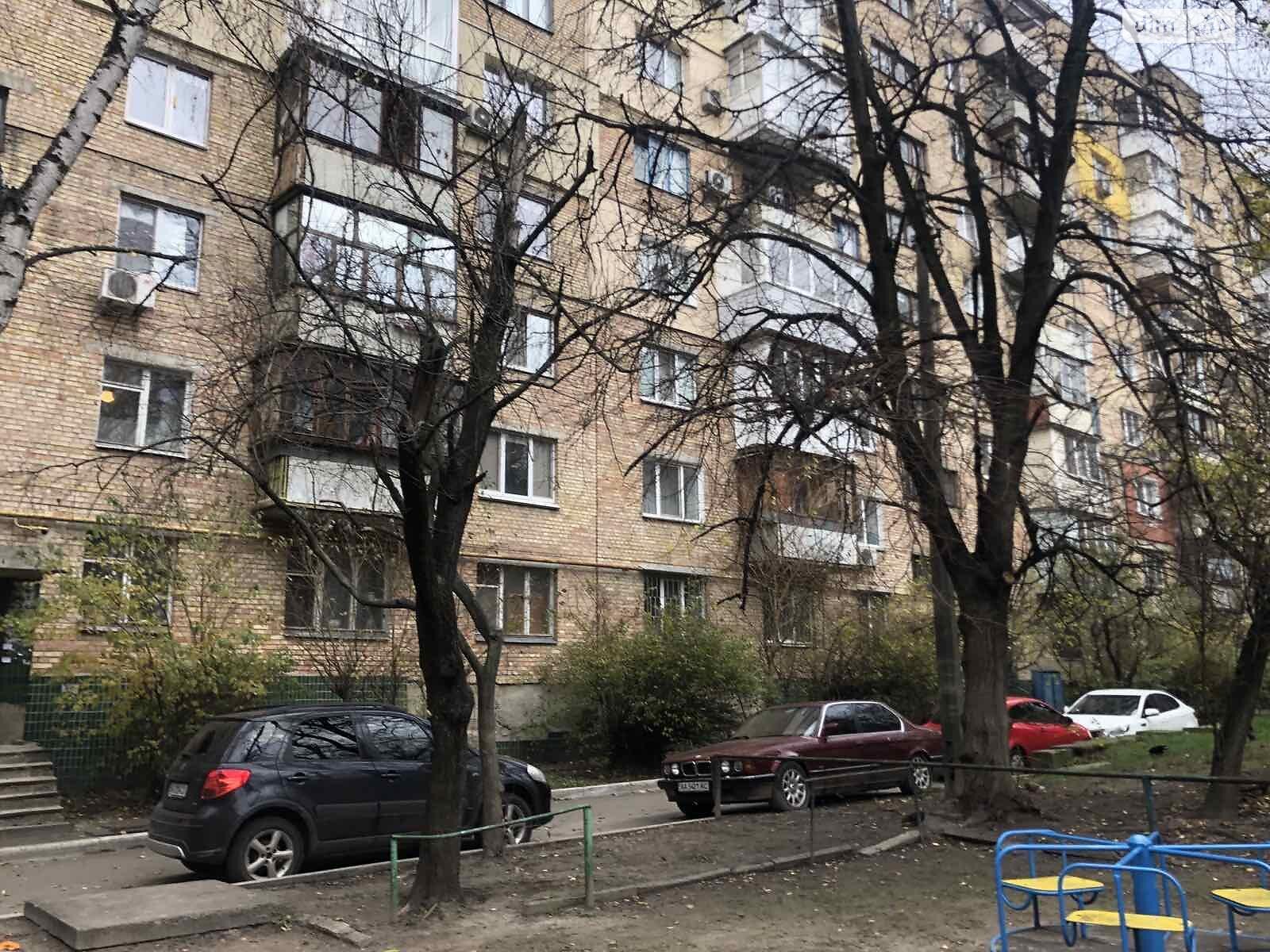 Продаж двокімнатної квартири в Києві, на вул. Преображенська 26, район Шулявка фото 1