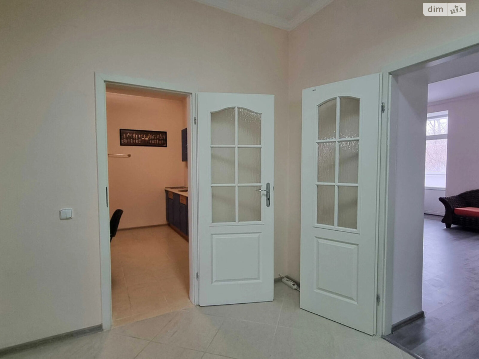 Продаж трикімнатної квартири в Києві, на вул. Казармена 4Д, район Шулявка фото 1 Продаж трикімнатної квартири в Києві, на вул. Казармена 4Д, район Шулявка фото 1