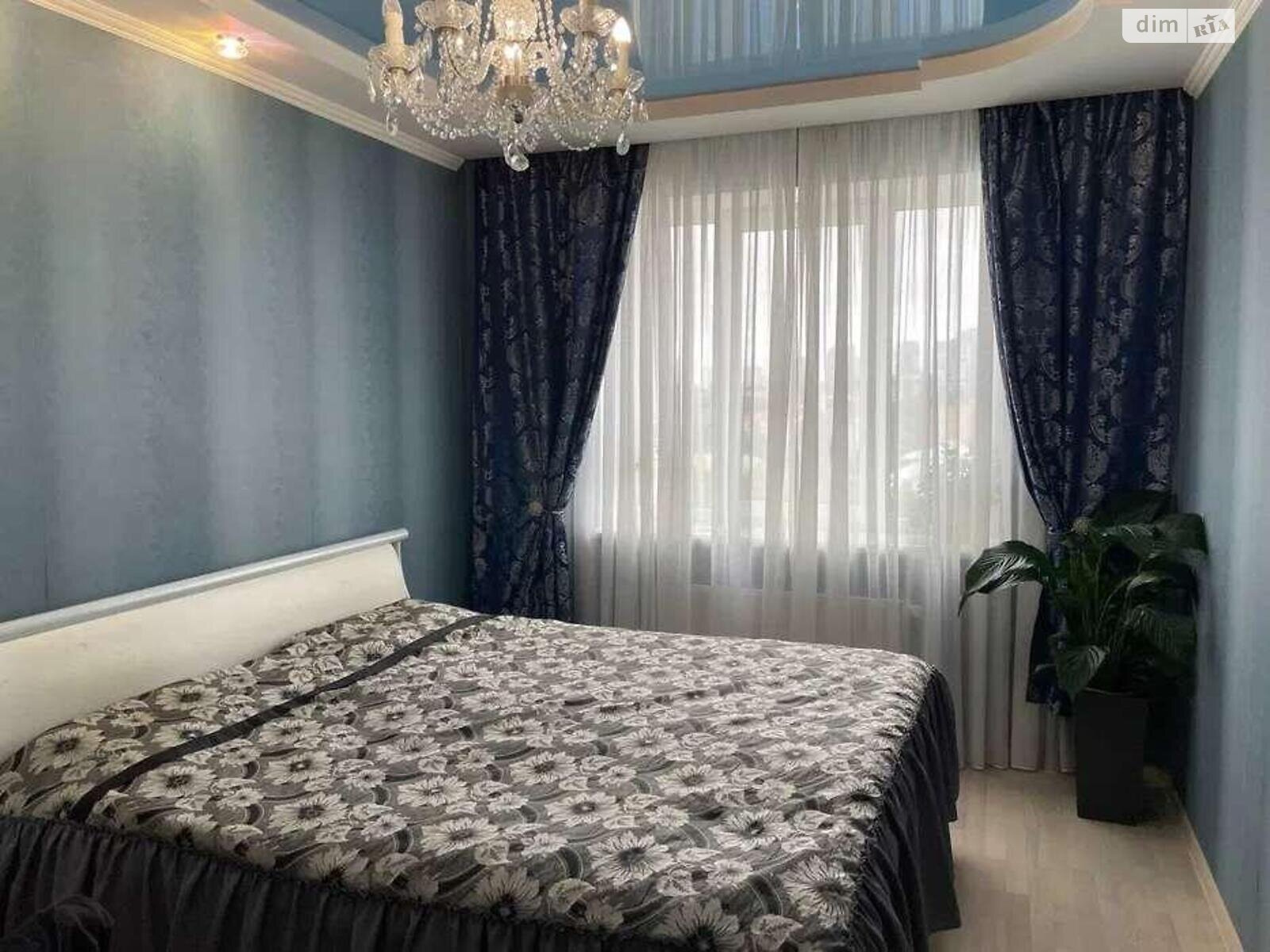 Продажа трехкомнатной квартиры в Киеве, на пер. Ковальский 19, район Шулявка фото 1