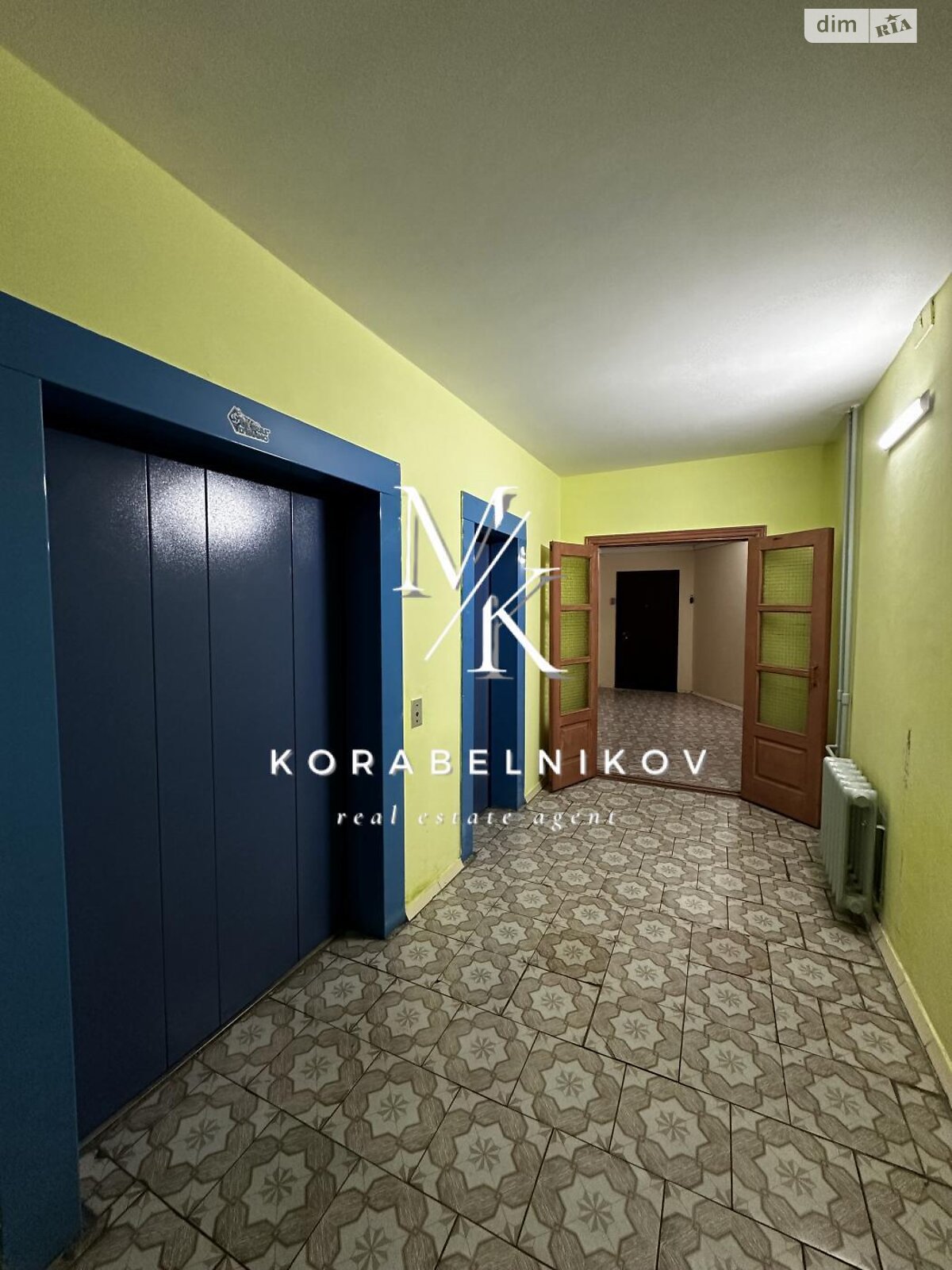 Продажа трехкомнатной квартиры в Киеве, на ул. Машиностроительная 21А, район Шулявка фото 1 Продажа трехкомнатной квартиры в Киеве, на ул. Машиностроительная 21А, район Шулявка фото 1