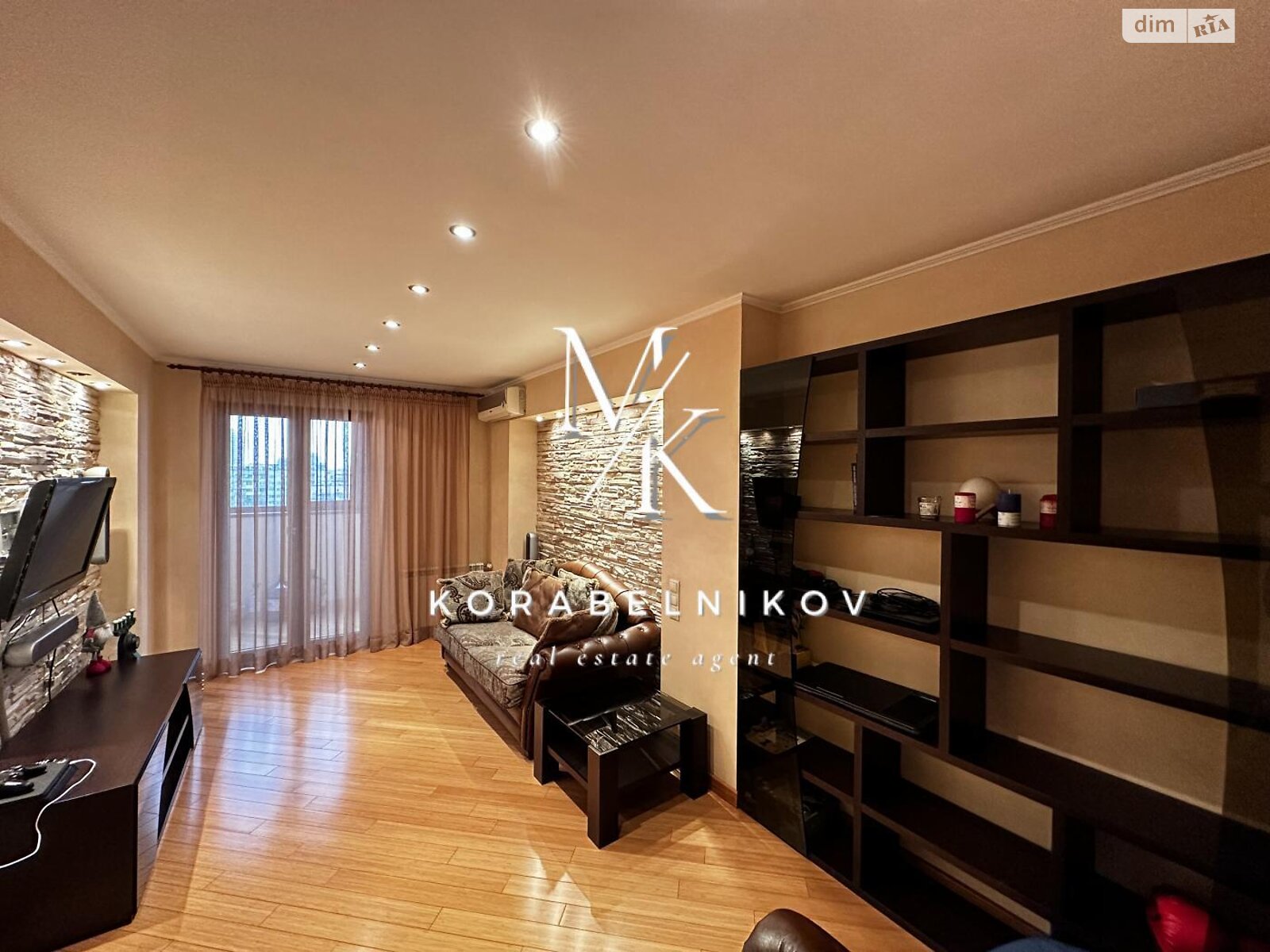 Продажа трехкомнатной квартиры в Киеве, на ул. Машиностроительная 21А, район Шулявка фото 1 Продажа трехкомнатной квартиры в Киеве, на ул. Машиностроительная 21А, район Шулявка фото 1