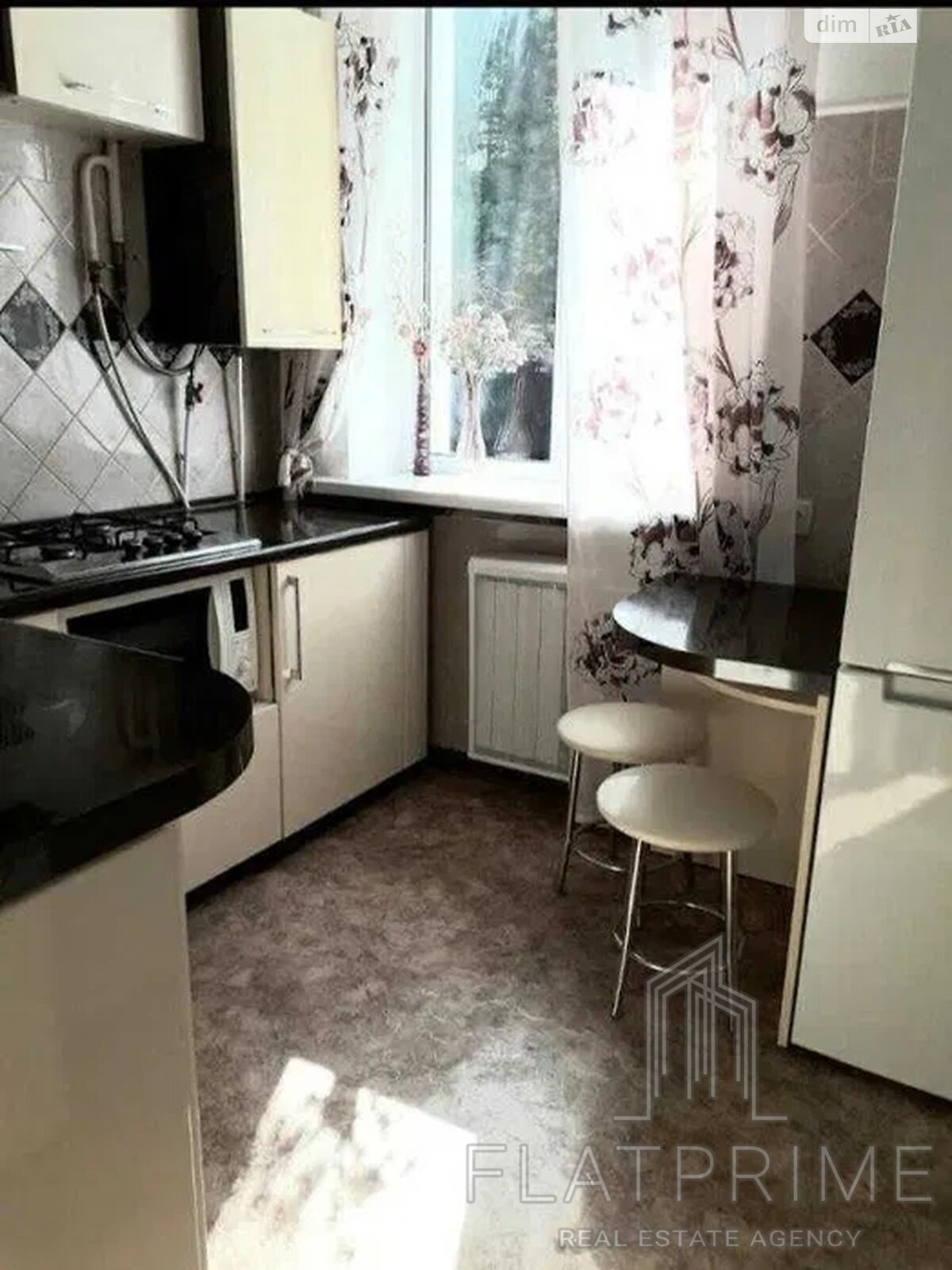 Продажа однокомнатной квартиры в Киеве, на ул. Машиностроительная 36, район Шулявка фото 1 Продажа однокомнатной квартиры в Киеве, на ул. Машиностроительная 36, район Шулявка фото 1