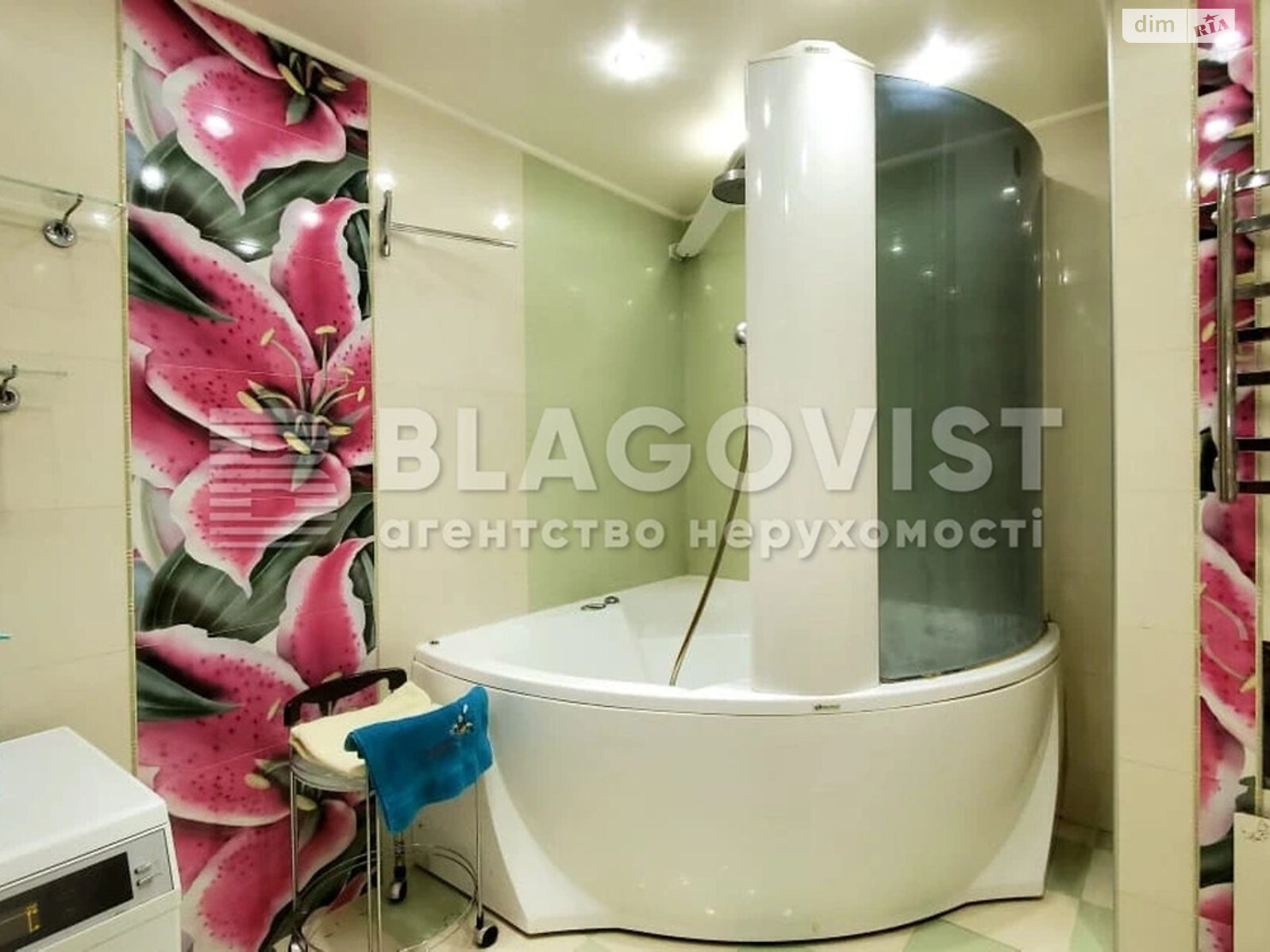 Продажа трехкомнатной квартиры в Киеве, на ул. Машиностроительная 21, район Шулявка фото 1