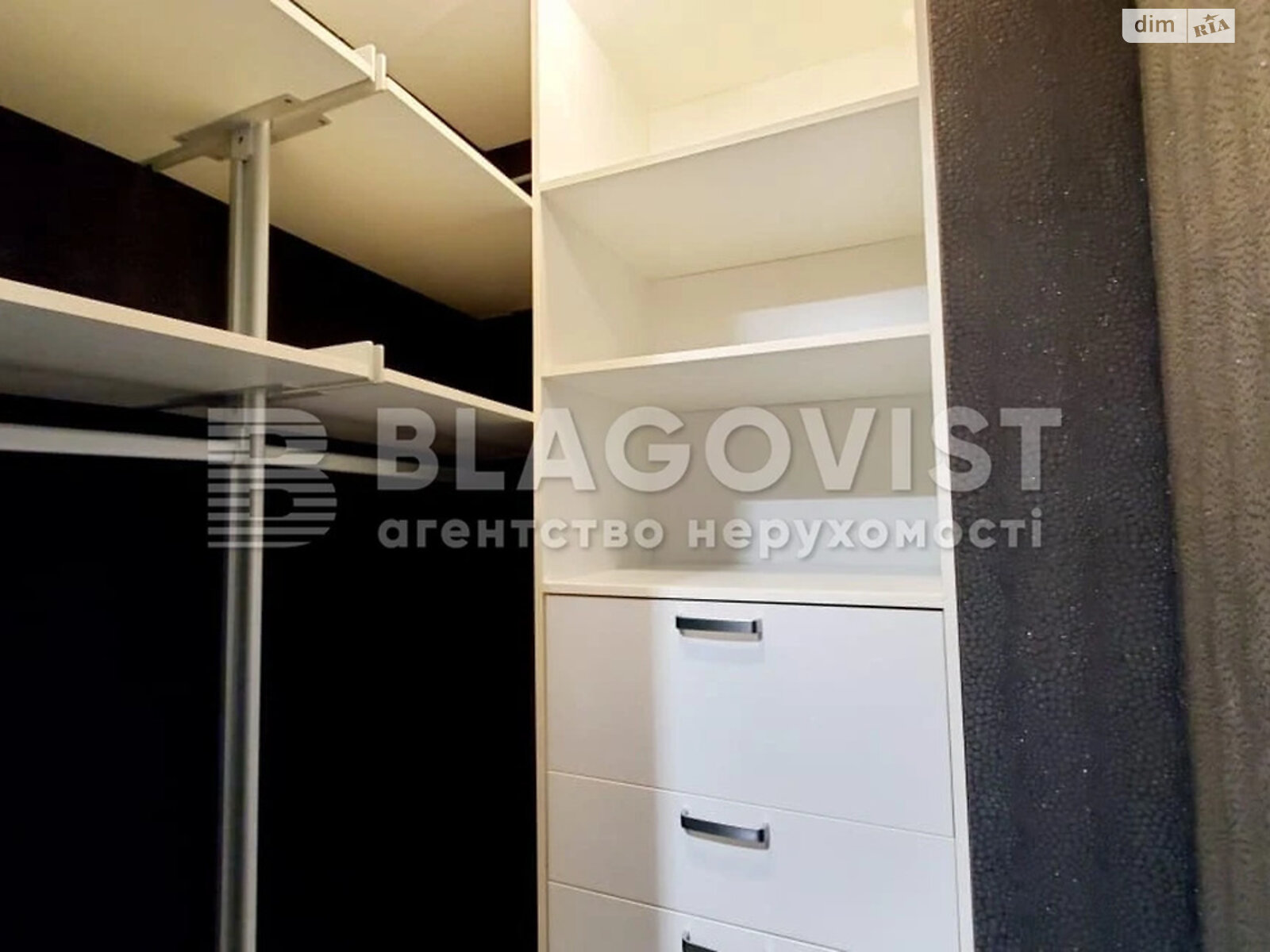 Продажа трехкомнатной квартиры в Киеве, на ул. Машиностроительная 21, район Шулявка фото 1