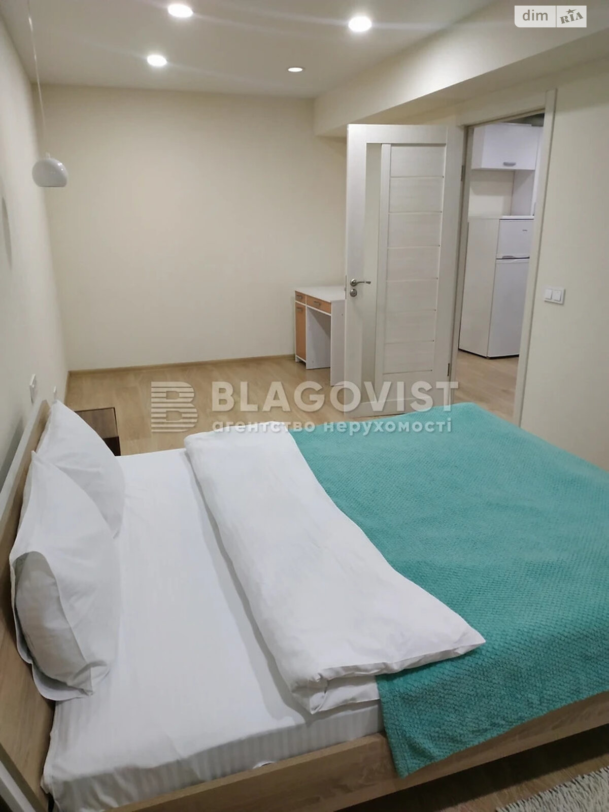 Продажа двухкомнатной квартиры в Киеве, на ул. Машиностроительная 41, район Шулявка фото 1