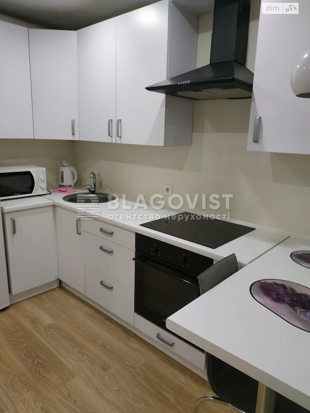 Продажа двухкомнатной квартиры в Киеве, на ул. Машиностроительная 41, район Шулявка фото 1