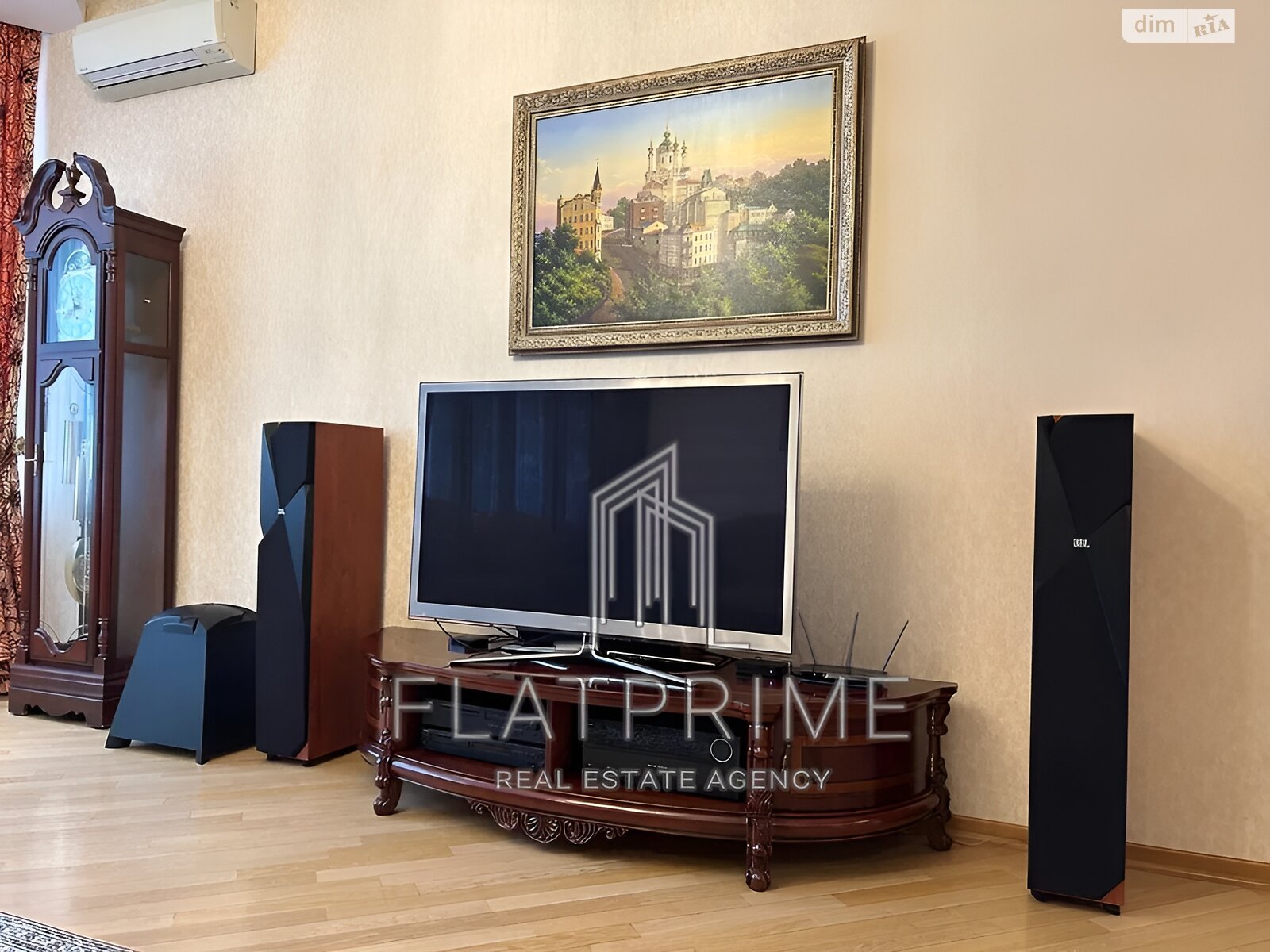 Продажа трехкомнатной квартиры в Киеве, на ул. Молдавская 2, кв. 48, район Шулявка фото 1 Продажа трехкомнатной квартиры в Киеве, на ул. Молдавская 2, кв. 48, район Шулявка фото 1