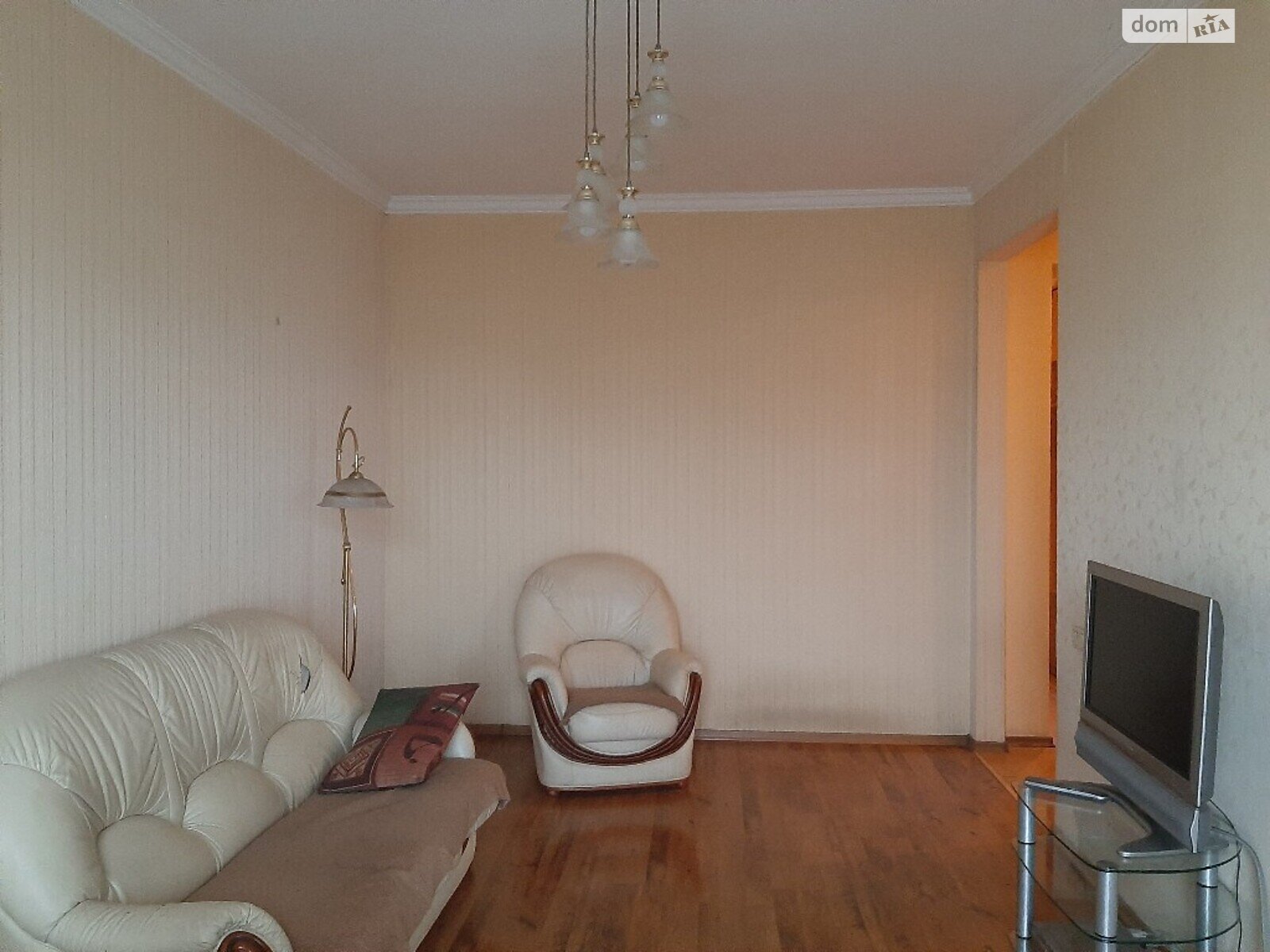 Продаж трикімнатної квартири в Києві, на просп. Берестейський 45, район Шулявка фото 1 Продаж трикімнатної квартири в Києві, на просп. Берестейський 45, район Шулявка фото 1