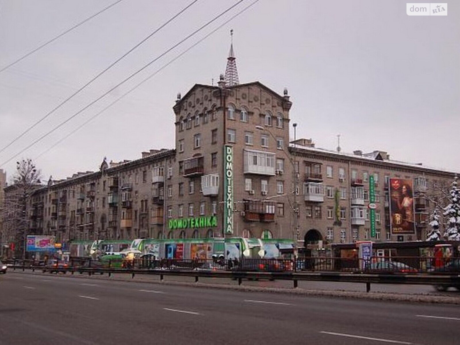 Продаж трикімнатної квартири в Києві, на просп. Берестейський 45, район Шулявка фото 1 Продаж трикімнатної квартири в Києві, на просп. Берестейський 45, район Шулявка фото 1