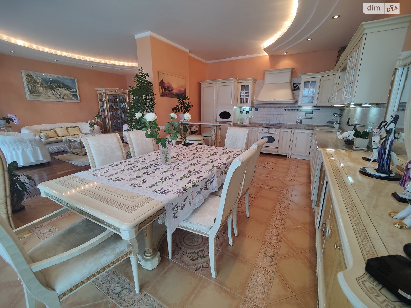 Продажа трехкомнатной квартиры в Киеве, на ул. Провиантская 3, район Шулявка фото 1 Продажа трехкомнатной квартиры в Киеве, на ул. Провиантская 3, район Шулявка фото 1
