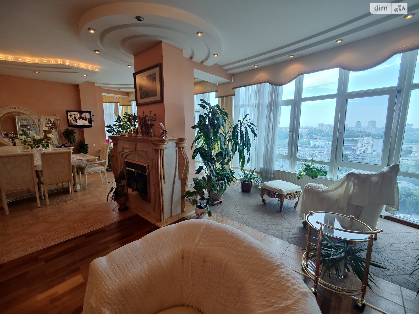 Продажа трехкомнатной квартиры в Киеве, на ул. Провиантская 3, район Шулявка фото 1 Продажа трехкомнатной квартиры в Киеве, на ул. Провиантская 3, район Шулявка фото 1