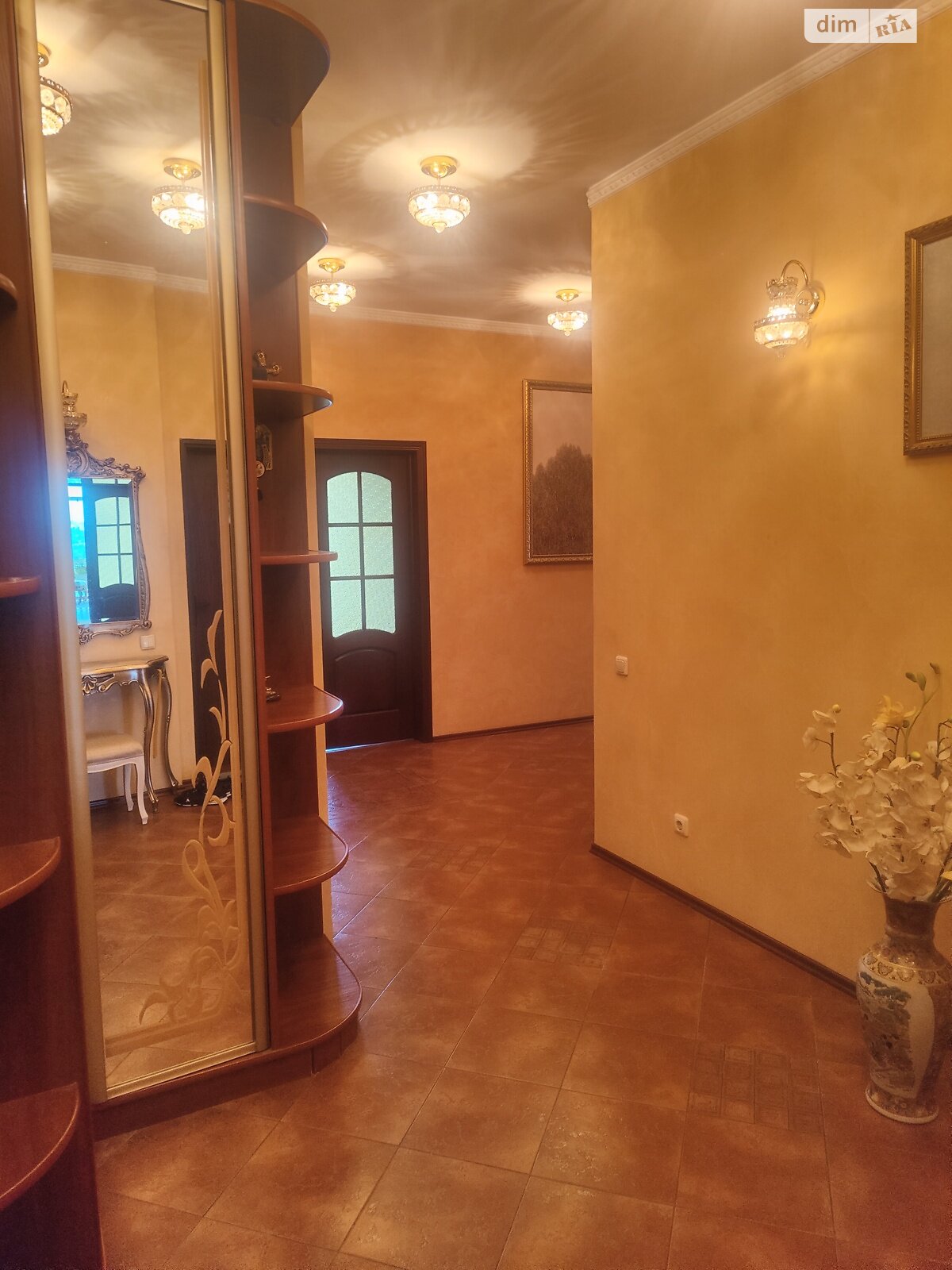 Продажа трехкомнатной квартиры в Киеве, на ул. Провиантская 3, район Шулявка фото 1 Продажа трехкомнатной квартиры в Киеве, на ул. Провиантская 3, район Шулявка фото 1