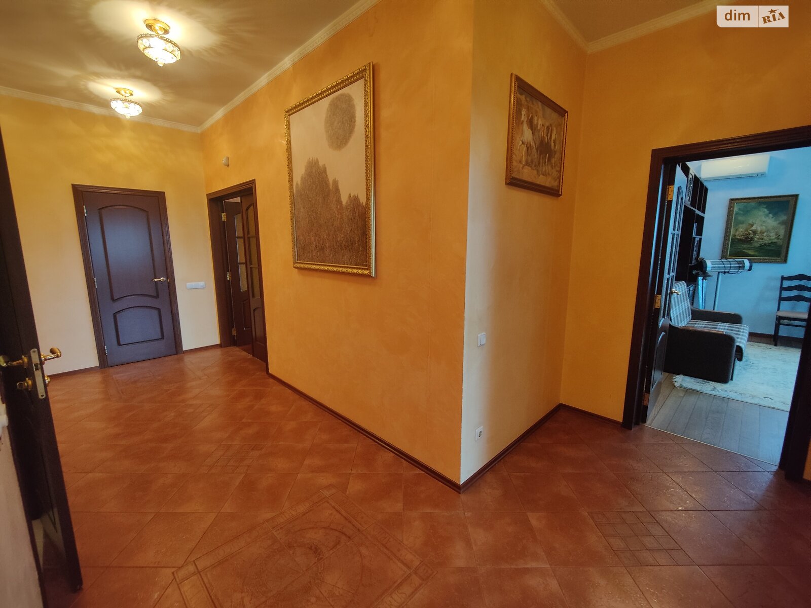 Продажа трехкомнатной квартиры в Киеве, на ул. Провиантская 3, район Шулявка фото 1 Продажа трехкомнатной квартиры в Киеве, на ул. Провиантская 3, район Шулявка фото 1
