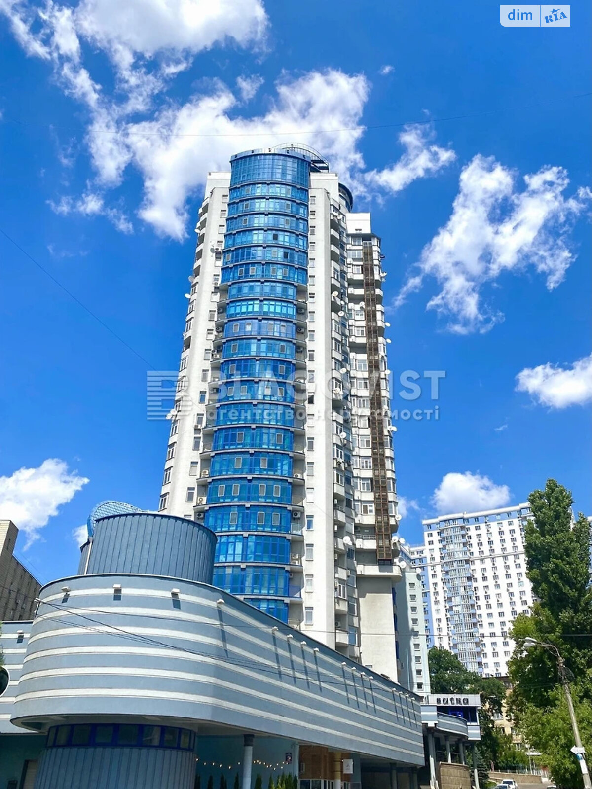 Продажа четырехкомнатной квартиры в Киеве, на ул. Провиантская 3, район Шулявка фото 1 Продажа четырехкомнатной квартиры в Киеве, на ул. Провиантская 3, район Шулявка фото 1