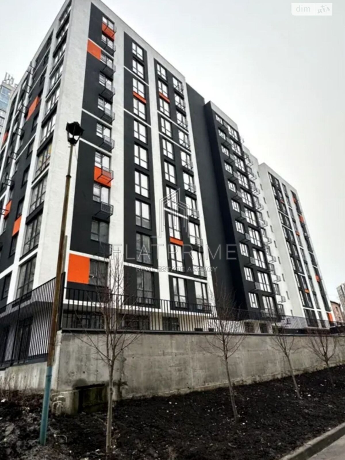 Продаж трикімнатної квартири в Києві, на вул. Ростиславська 5А, район Шулявка фото 1 Продаж трикімнатної квартири в Києві, на вул. Ростиславська 5А, район Шулявка фото 1