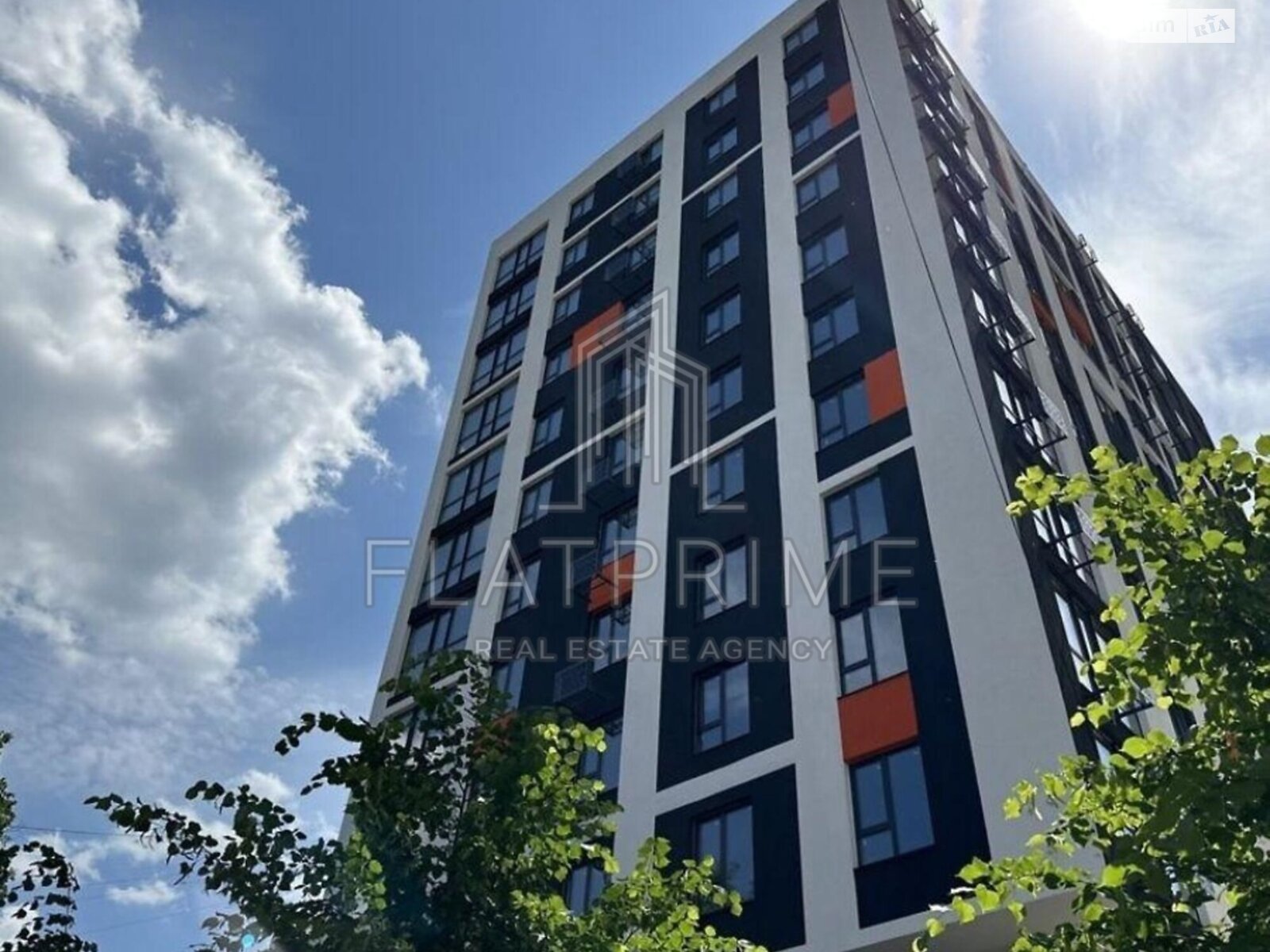 Продаж трикімнатної квартири в Києві, на вул. Ростиславська 5А, район Шулявка фото 1 Продаж трикімнатної квартири в Києві, на вул. Ростиславська 5А, район Шулявка фото 1