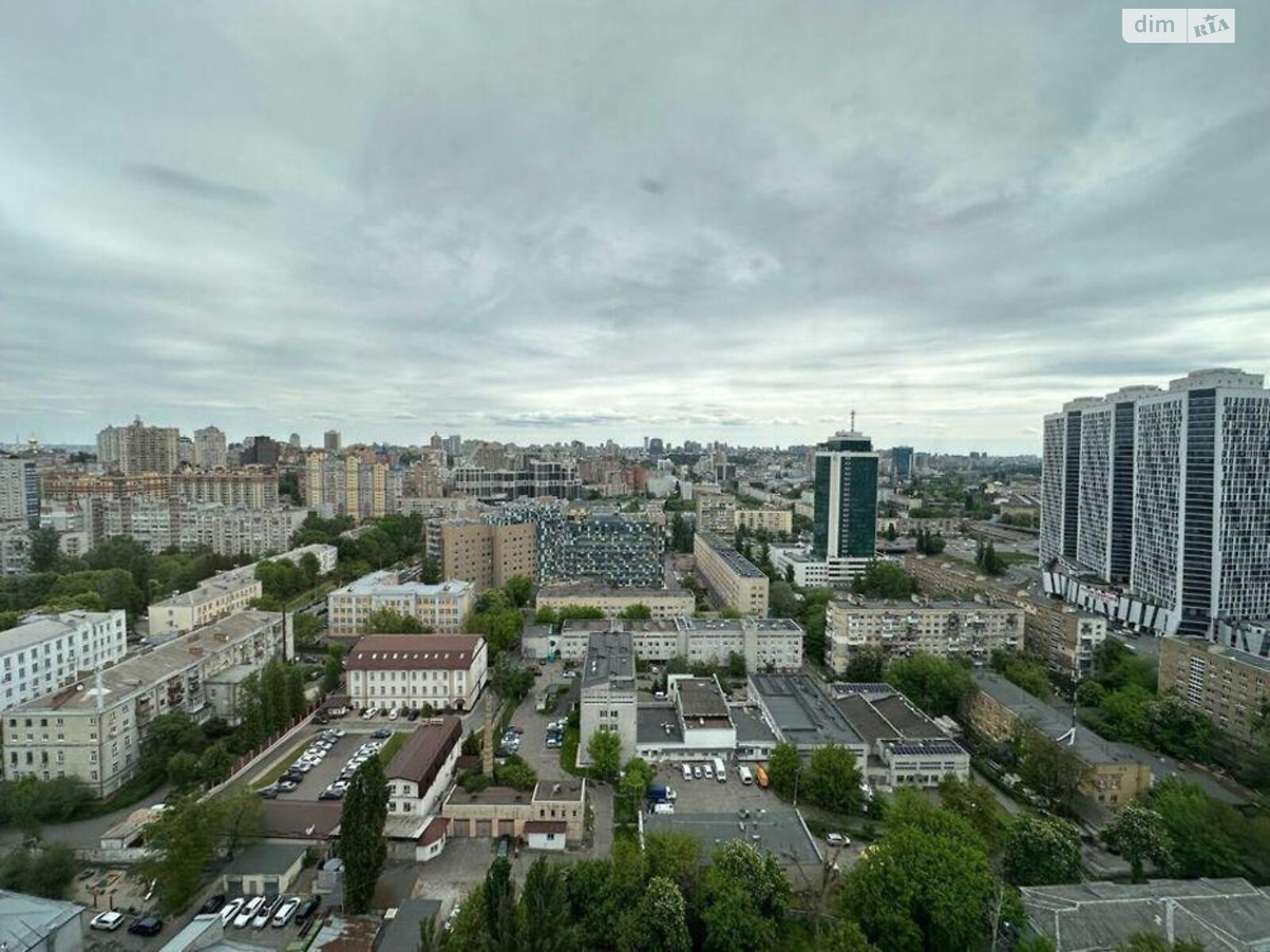 Продаж чотирикімнатної квартири в Києві, на вул. Шолуденка 1А, район Шулявка фото 1 Продаж чотирикімнатної квартири в Києві, на вул. Шолуденка 1А, район Шулявка фото 1