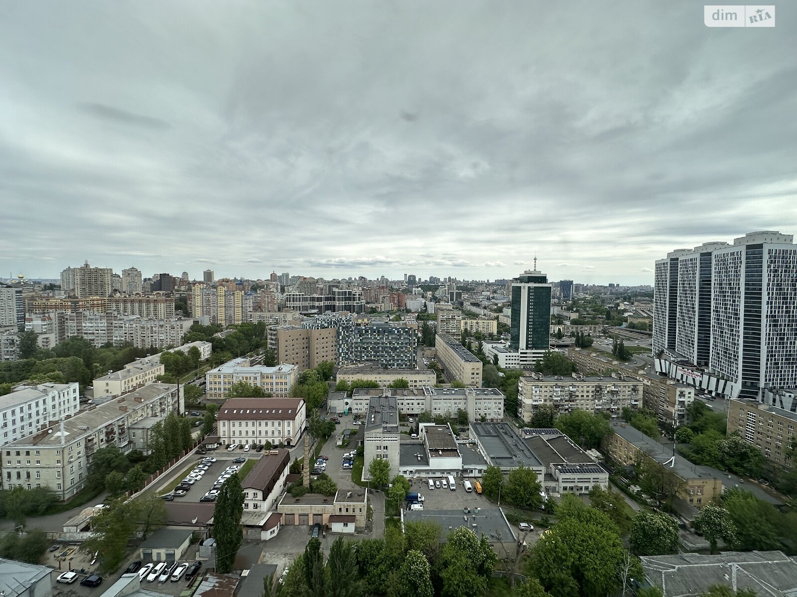 Продажа пятикомнатной квартиры в Киеве, на ул. Шолуденко 1А, район Шулявка фото 1 Продажа пятикомнатной квартиры в Киеве, на ул. Шолуденко 1А, район Шулявка фото 1