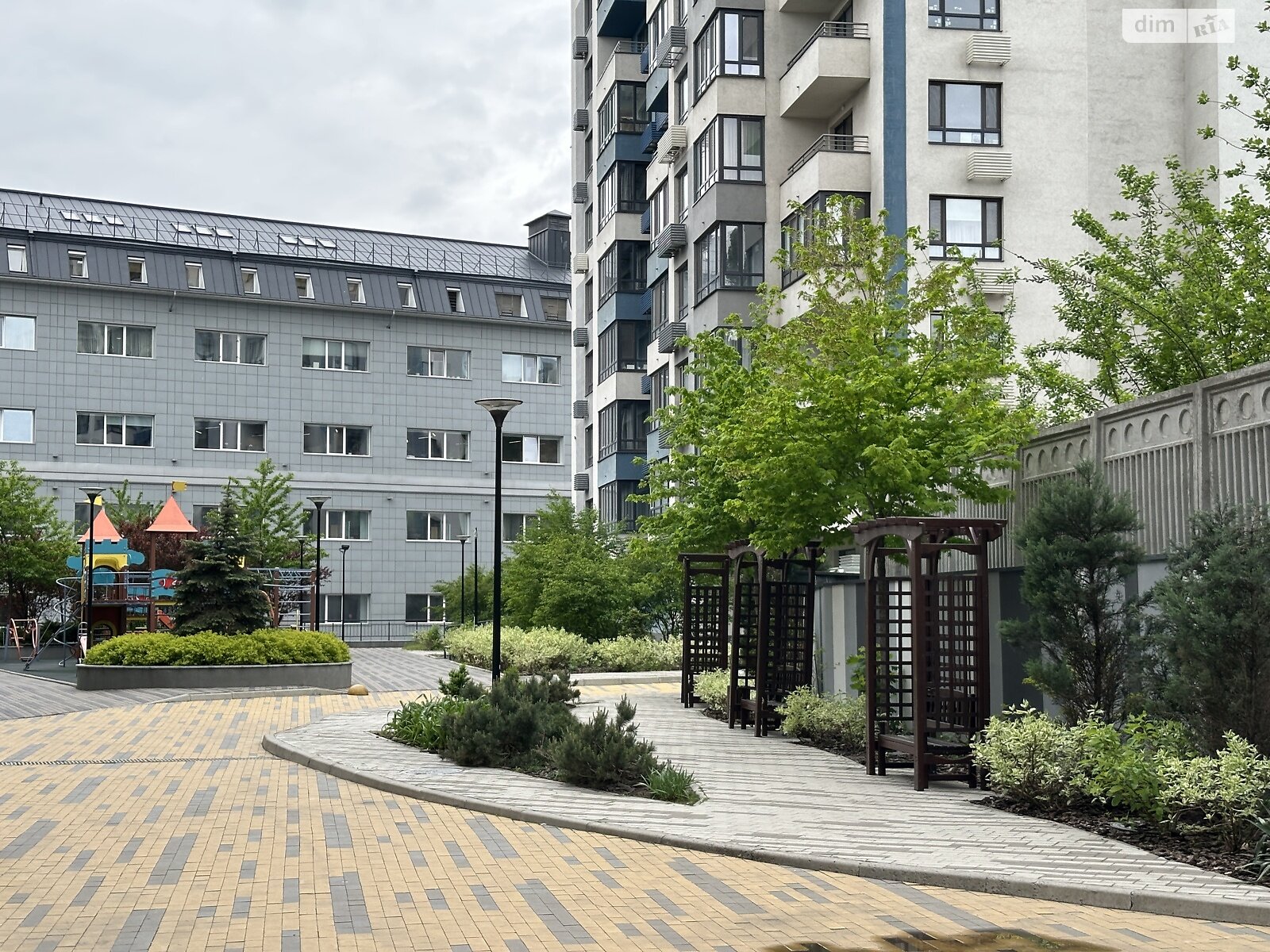 Продажа пятикомнатной квартиры в Киеве, на ул. Шолуденко 1А, район Шулявка фото 1 Продажа пятикомнатной квартиры в Киеве, на ул. Шолуденко 1А, район Шулявка фото 1
