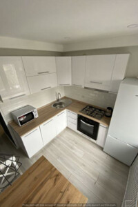 Продаж двокімнатної квартири в Києві, на вул. Шолуденка 2, район Шулявка фото 2