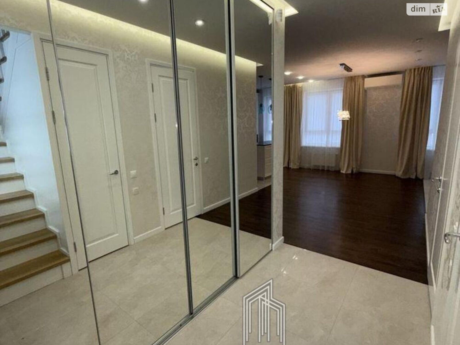 Продажа четырехкомнатной квартиры в Киеве, на ул. Шолуденко 1А, район Шулявка фото 1