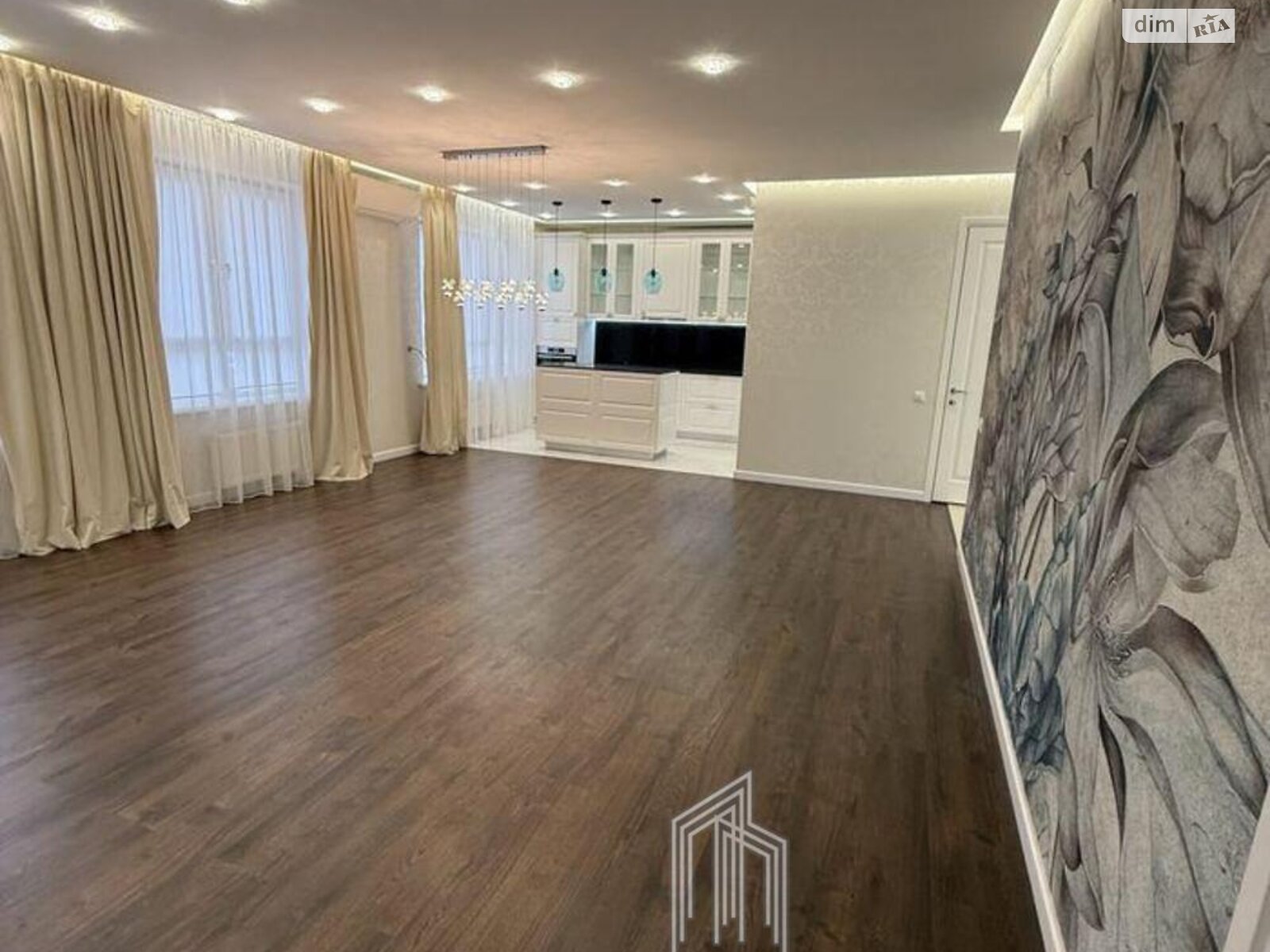 Продажа четырехкомнатной квартиры в Киеве, на ул. Шолуденко 1А, район Шулявка фото 1