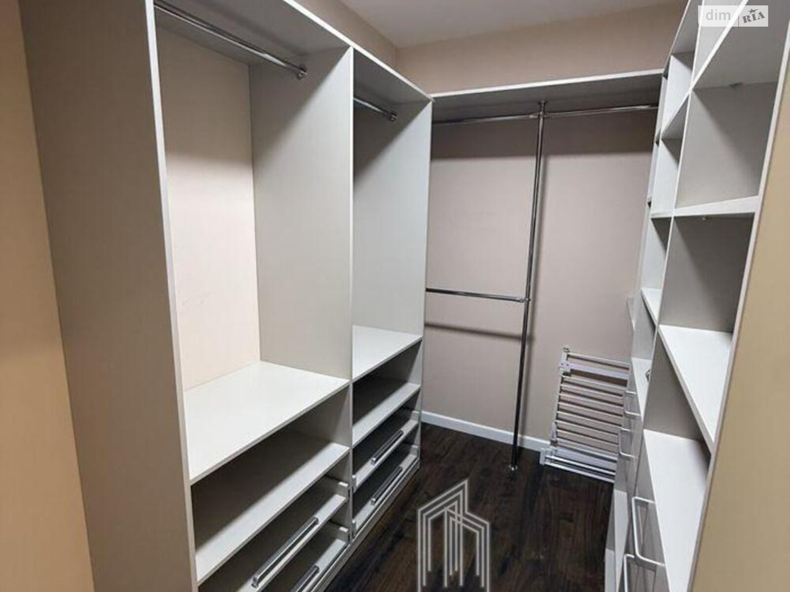 Продажа четырехкомнатной квартиры в Киеве, на ул. Шолуденко 1А, район Шулявка фото 1